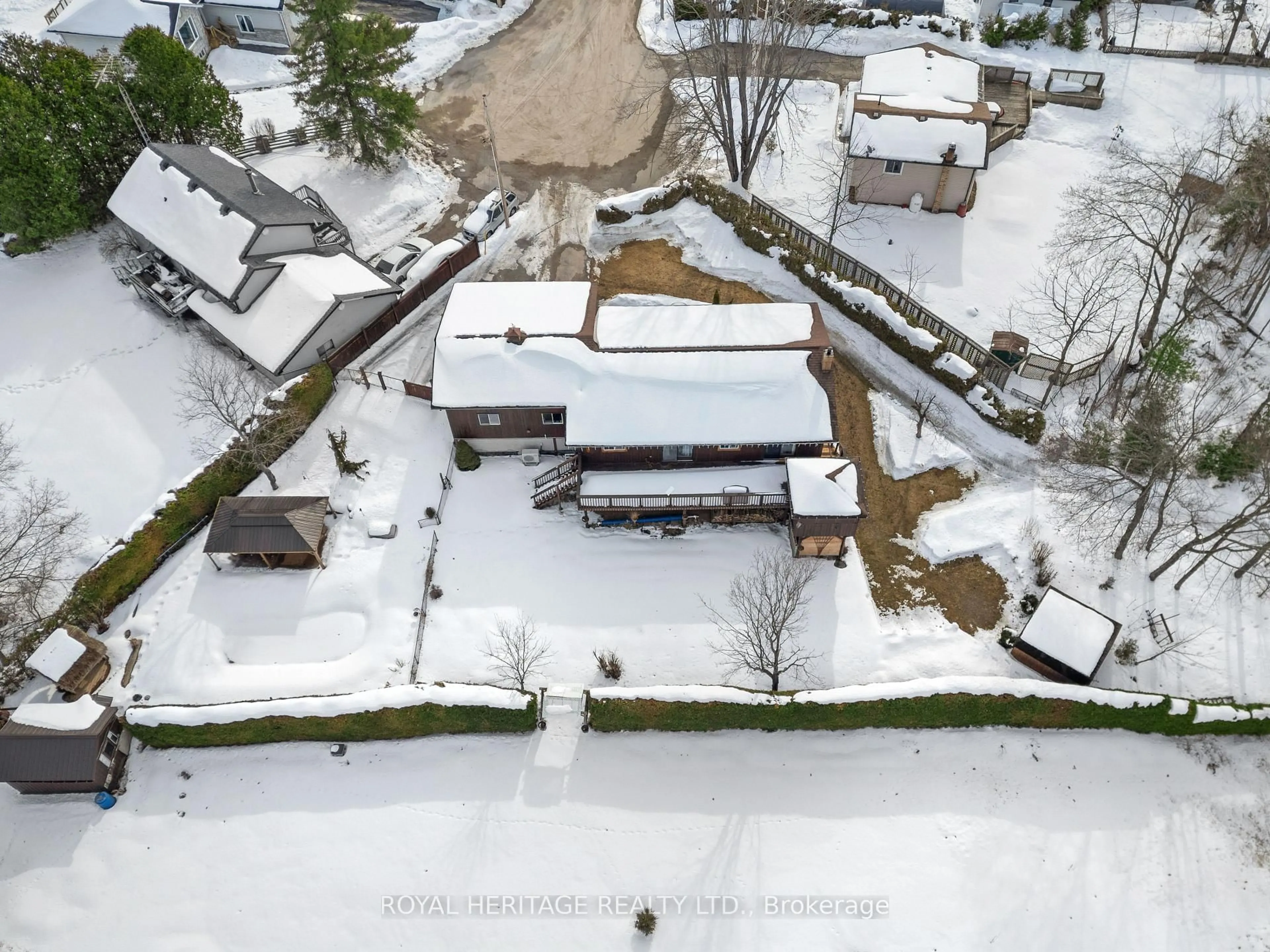 A pic from outside/outdoor area/front of a property/back of a property/a pic from drone, street for 9 Teepee Crt, Kawartha Lakes Ontario K9V 4R6