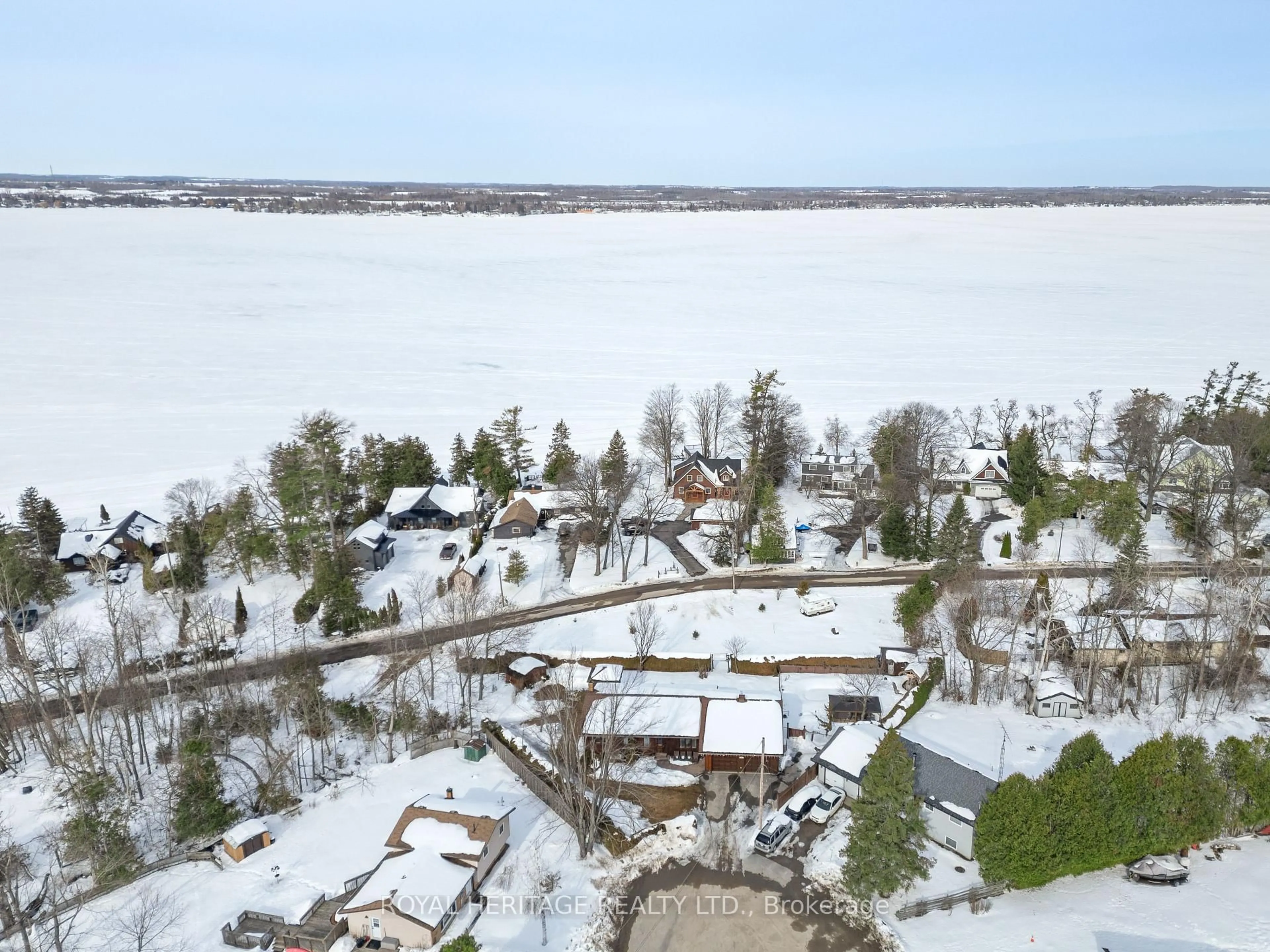 A pic from outside/outdoor area/front of a property/back of a property/a pic from drone, water/lake/river/ocean view for 9 Teepee Crt, Kawartha Lakes Ontario K9V 4R6