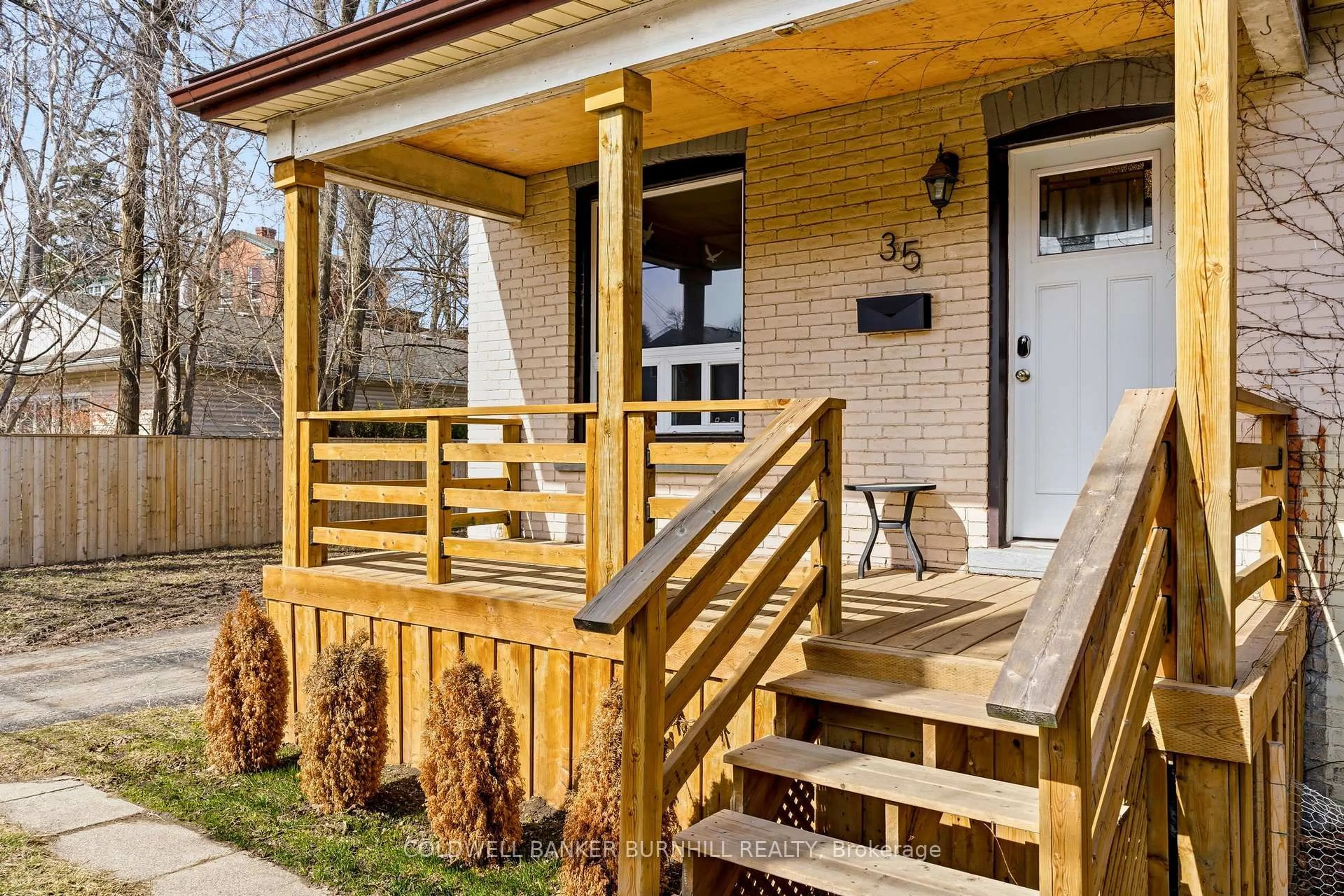 Home with brick exterior material, street for 35 Dundas St, Hamilton Ontario L9H 1A1