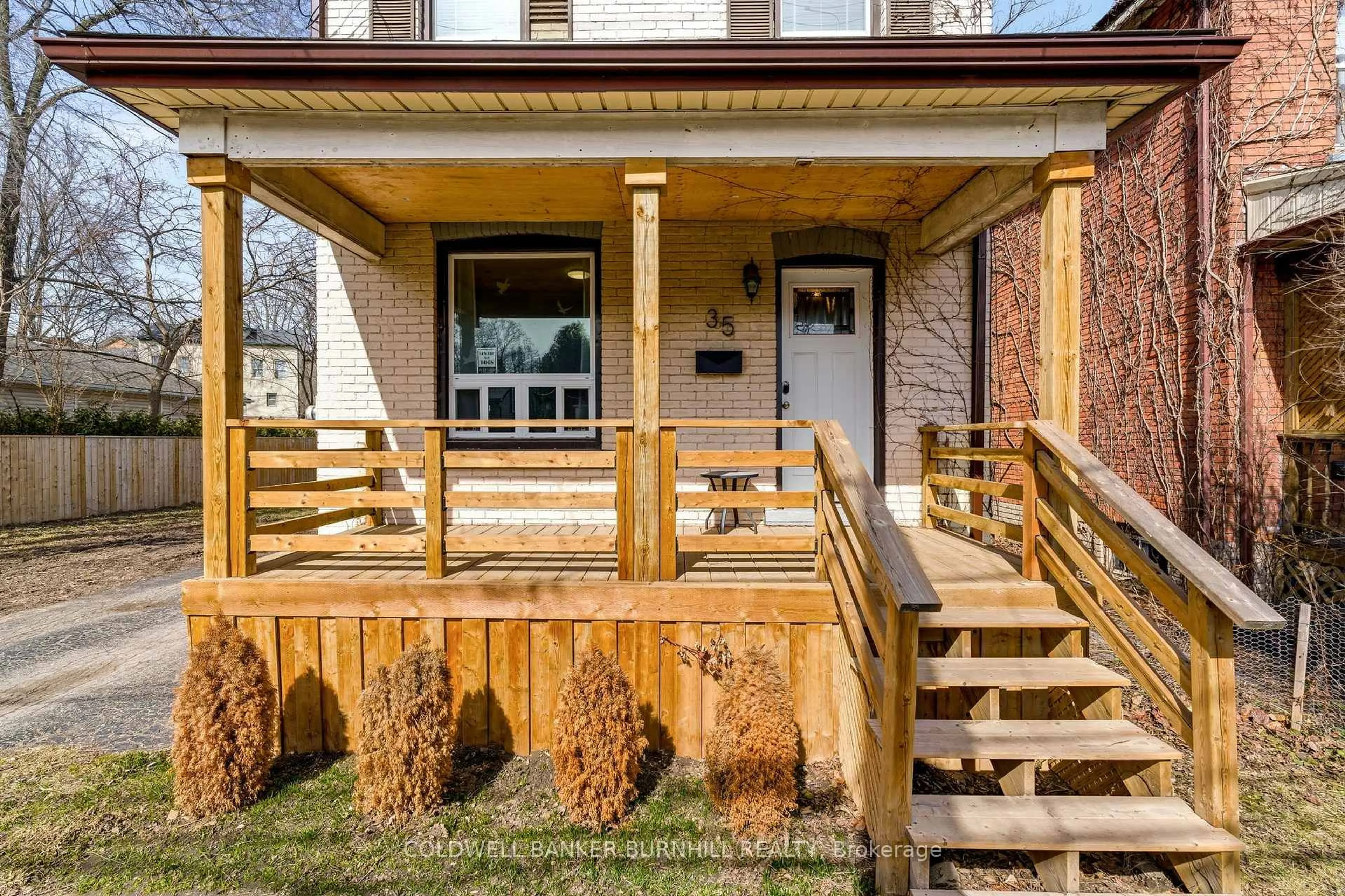 Home with brick exterior material, street for 35 Dundas St, Hamilton Ontario L9H 1A1