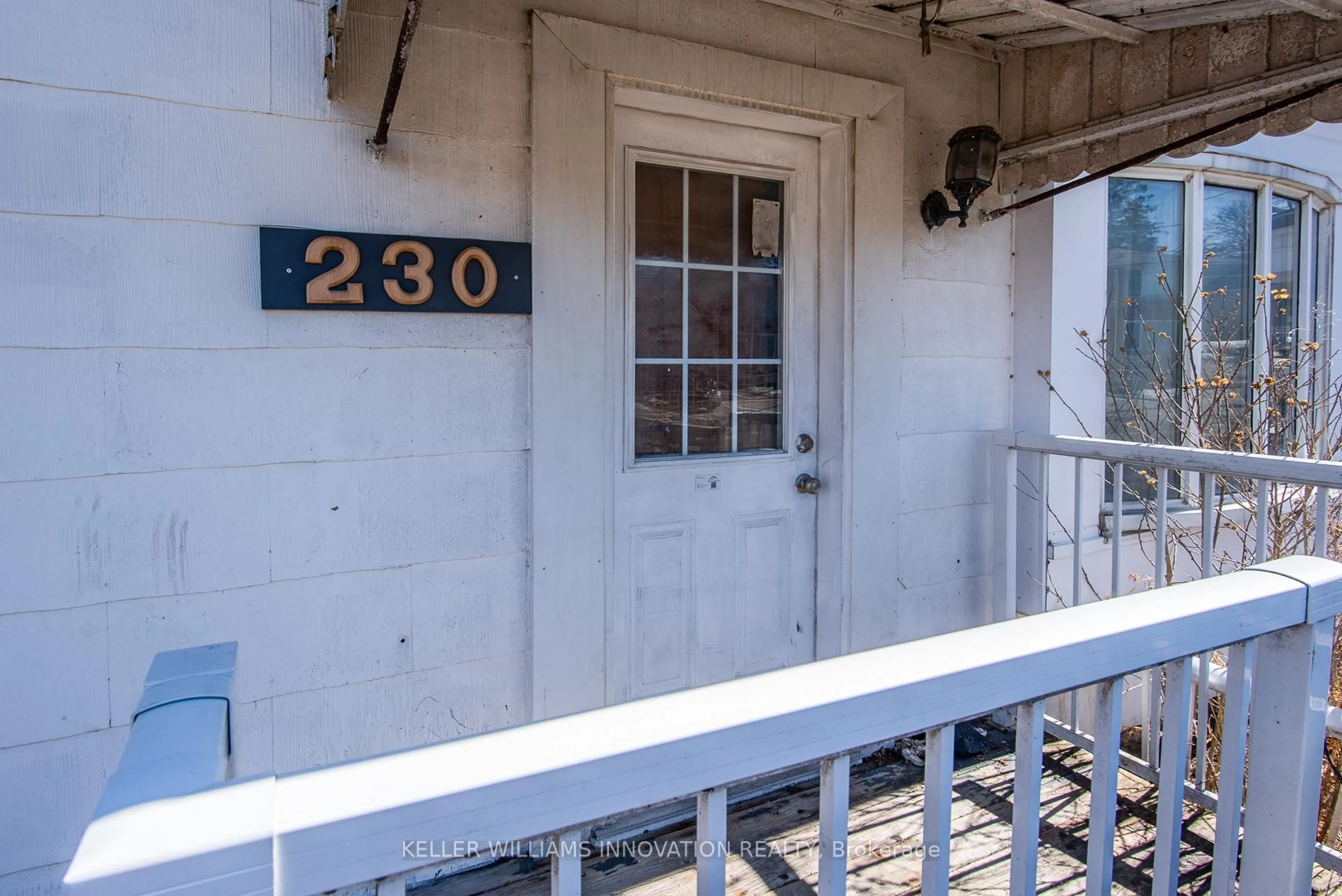 A pic of a room for 230 Lancaster St, Kitchener Ontario N2H 4V1