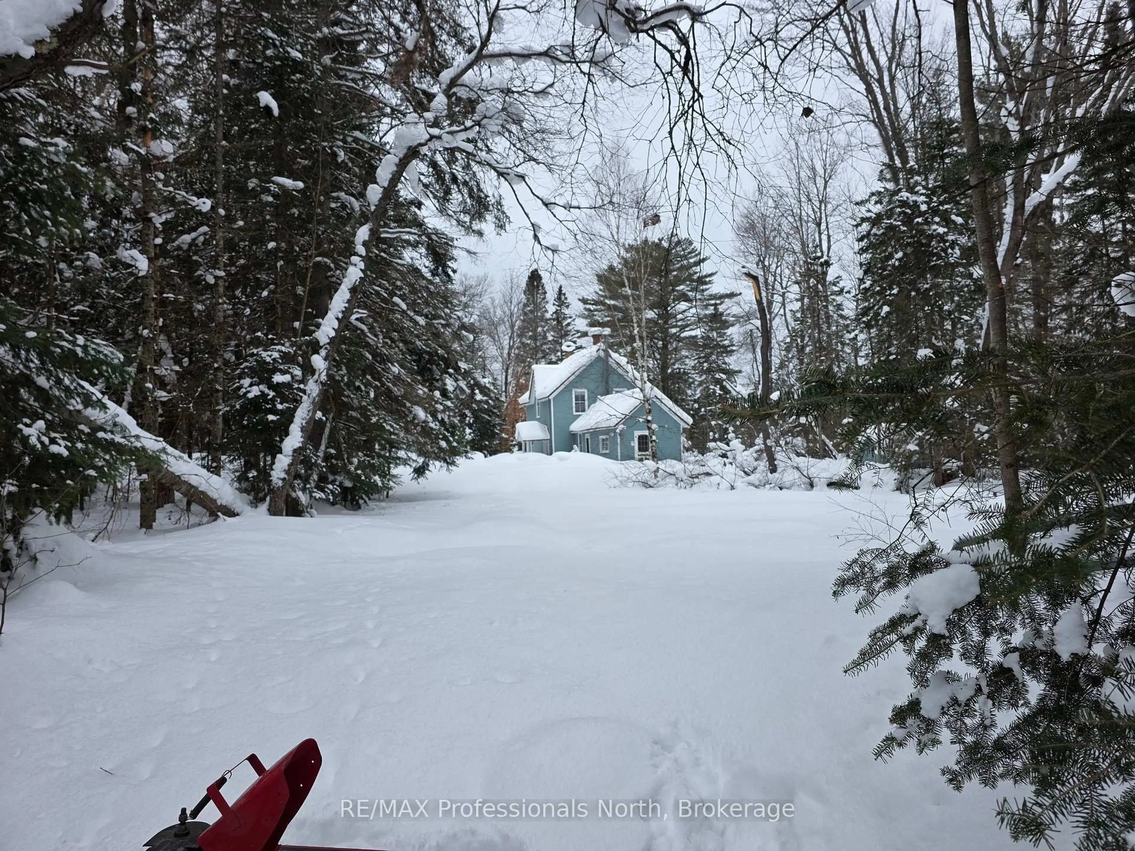 Shed for 231 KAY Rd, Huntsville Ontario P0B 1L0