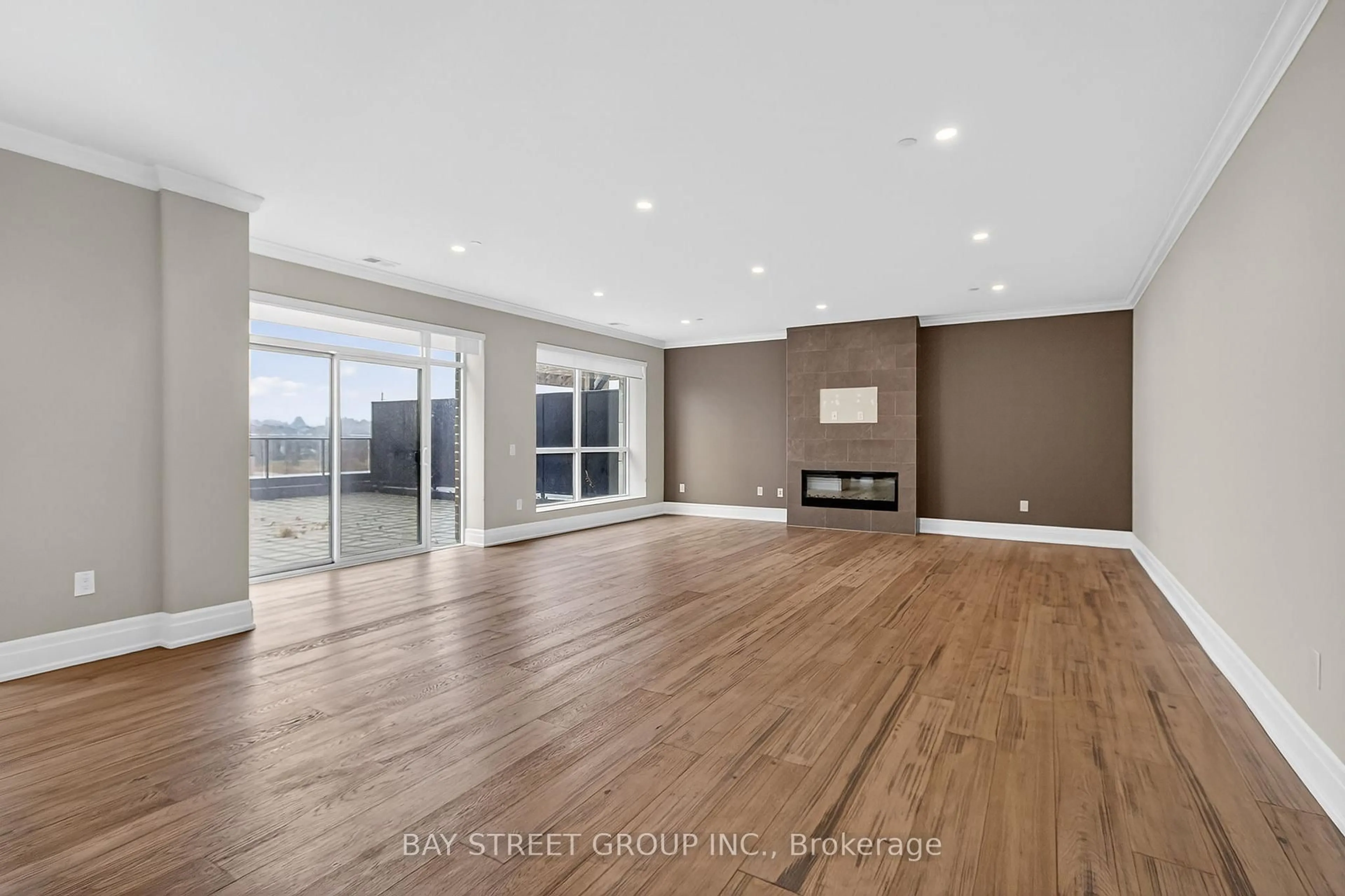 A pic of a room for 460 Callaway Rd #210, London North Ontario N6C 0N8