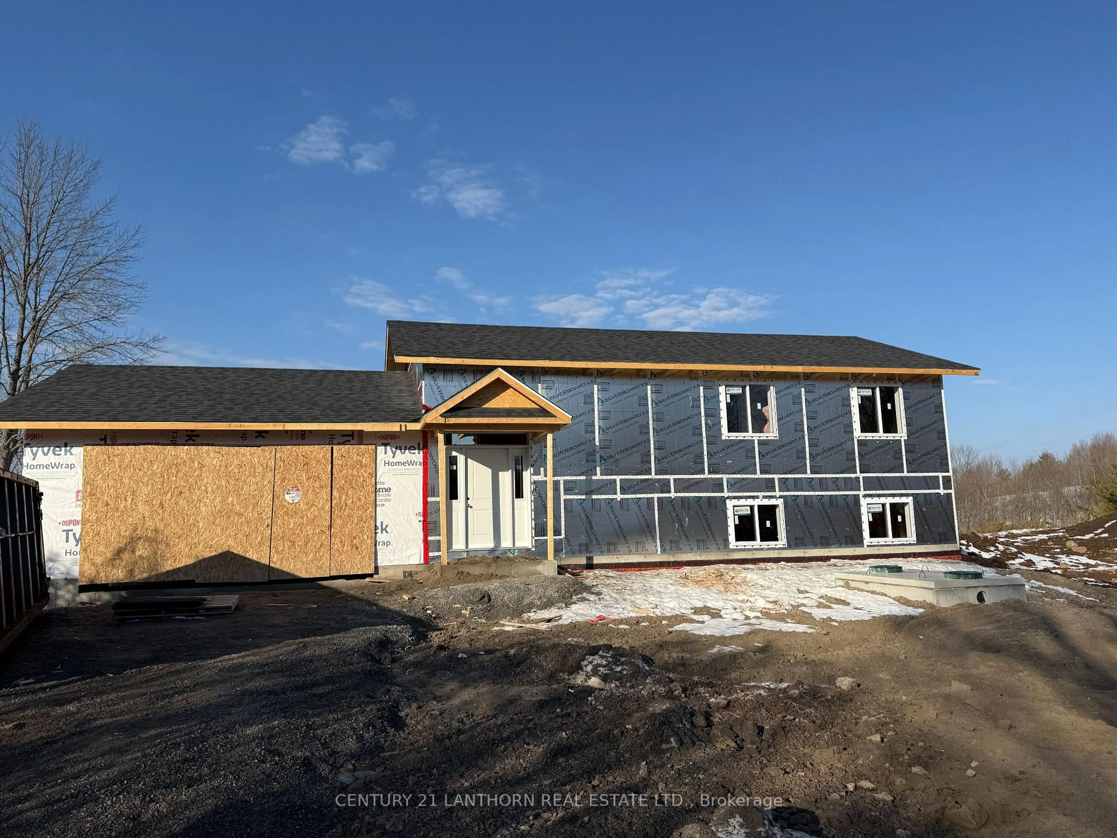 Home with vinyl exterior material, building for 505 Pigden Rd, Madoc Ontario K0K 2K0