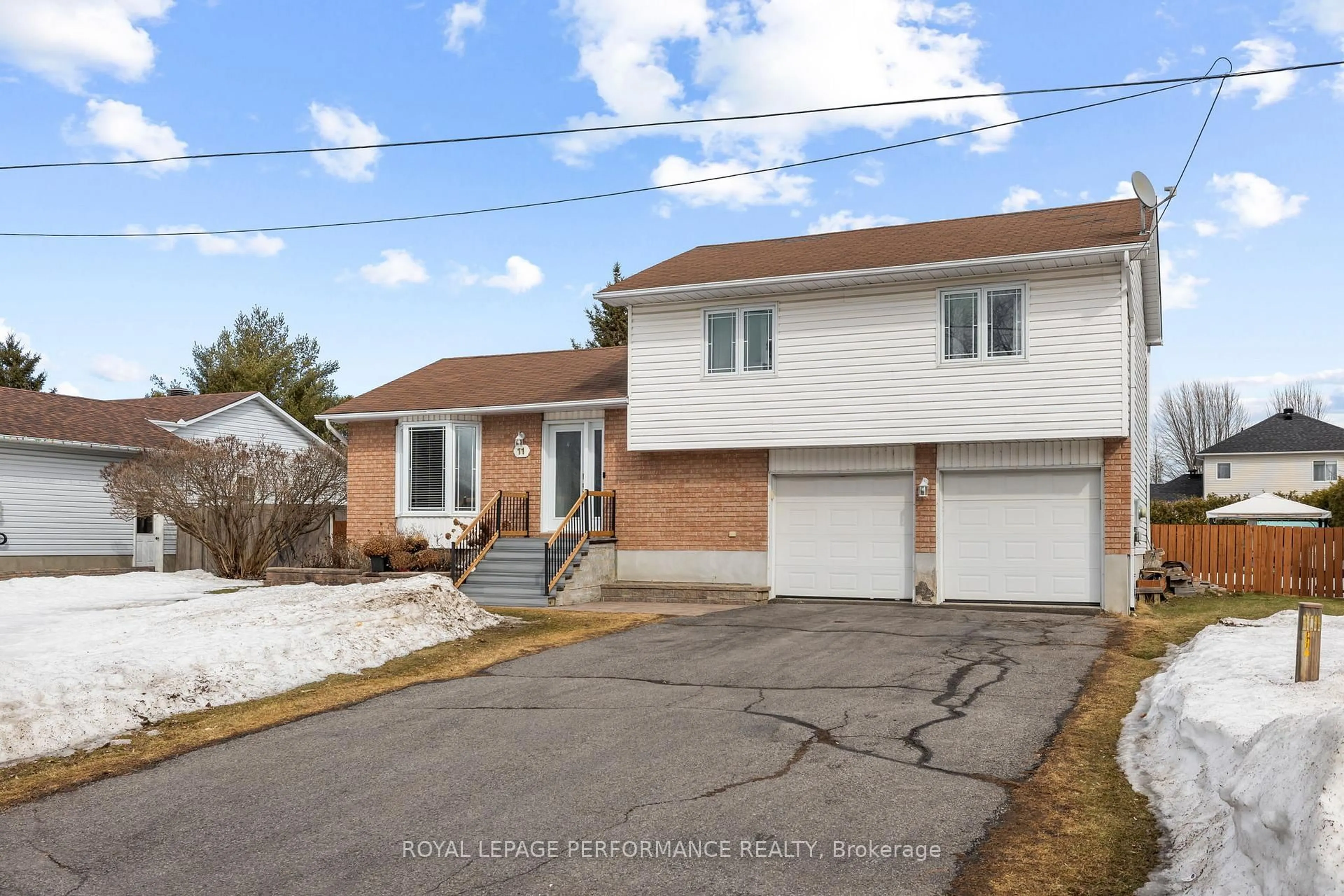 Home with brick exterior material, street for 11 Pincourt St, Russell Ontario K0A 1W0