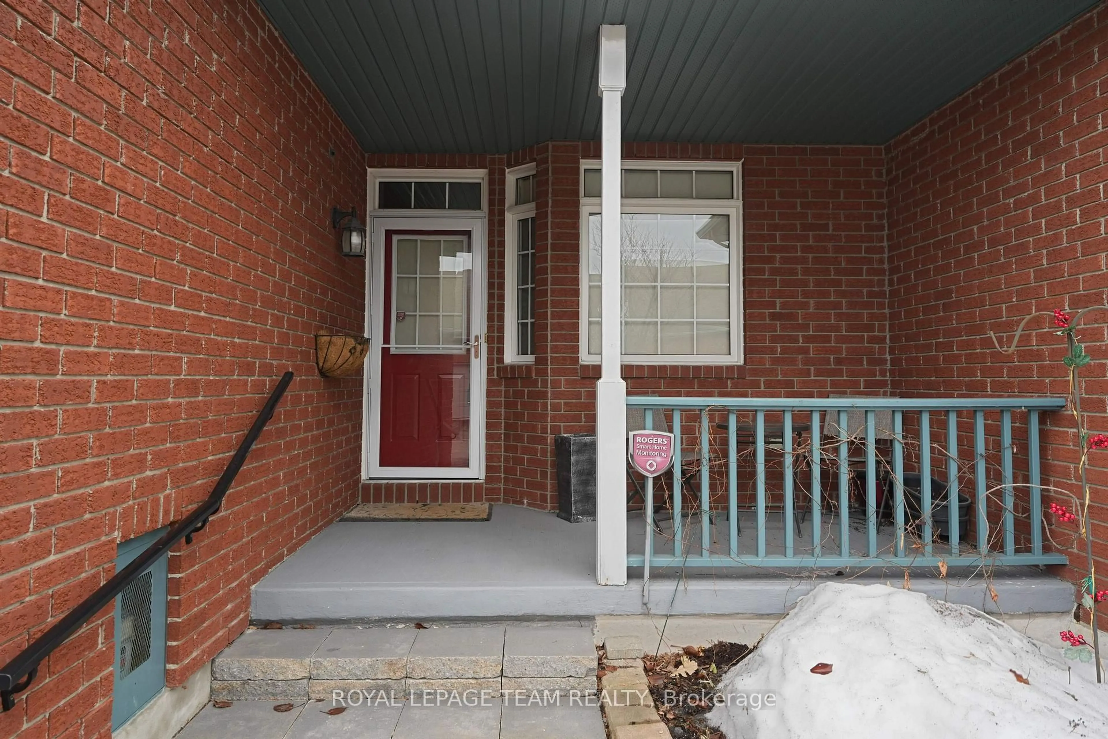 Unknown for 114 Bartlett Private, Ottawa Ontario K1V 2A8