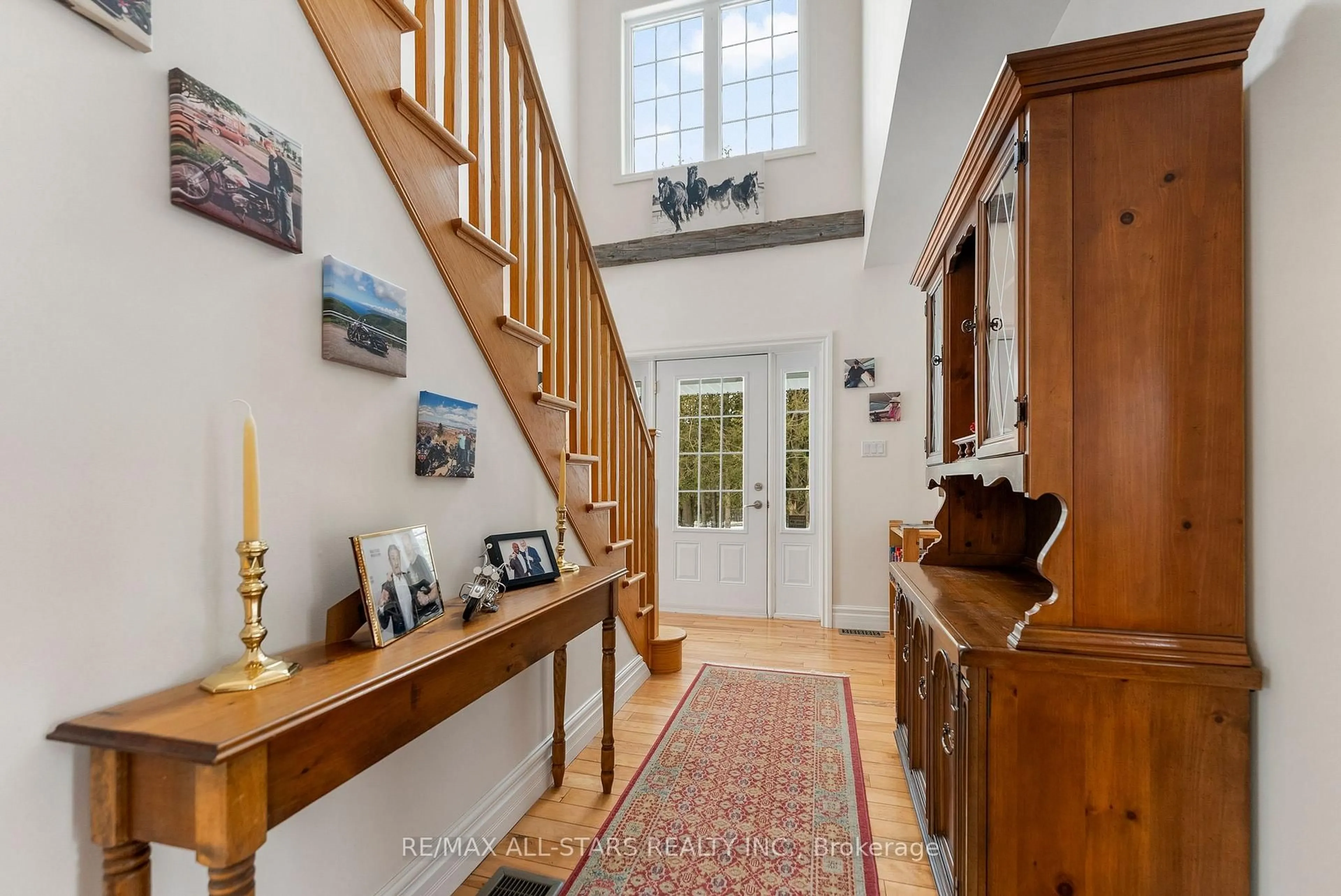 Indoor entryway for 3580 County Rd 121 Rd, Trent Lakes Ontario K0M 2A0