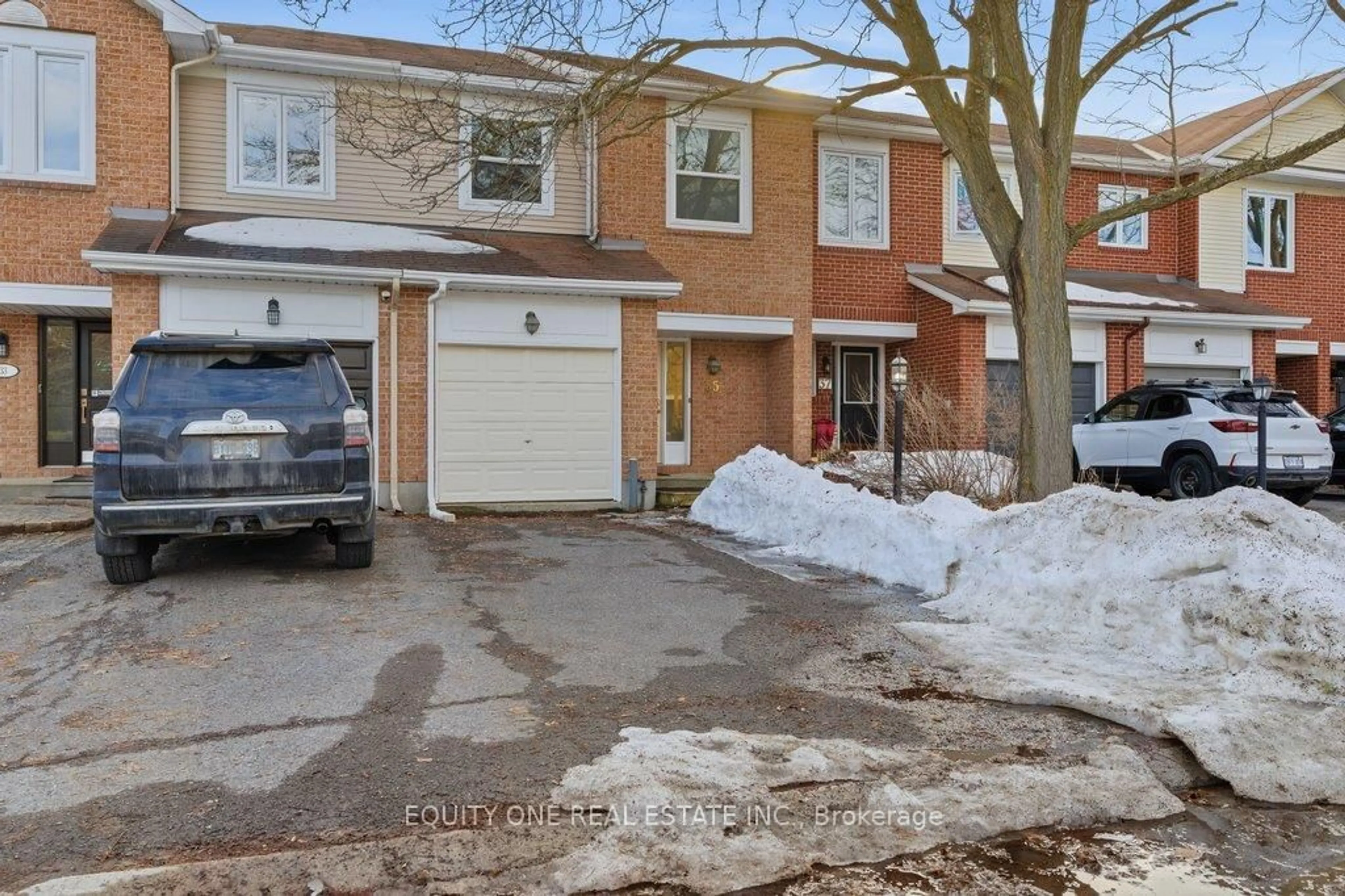 Unknown for 35 Willwood Cres, Ottawa Ontario K2J 4B2