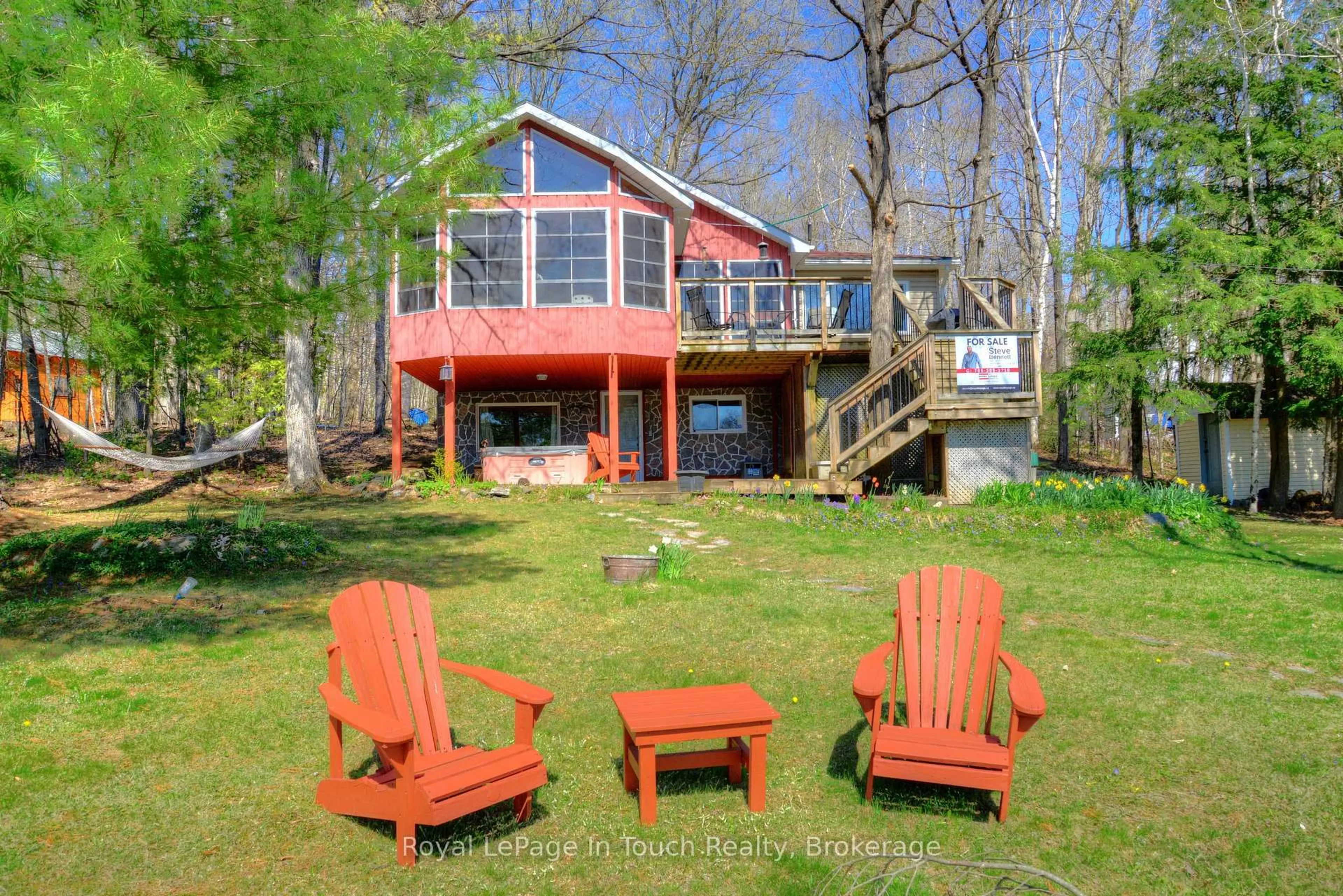 Patio, water/lake/river/ocean view for 476 Hungry Bay Rd, Georgian Bay Ontario L0K 1S0