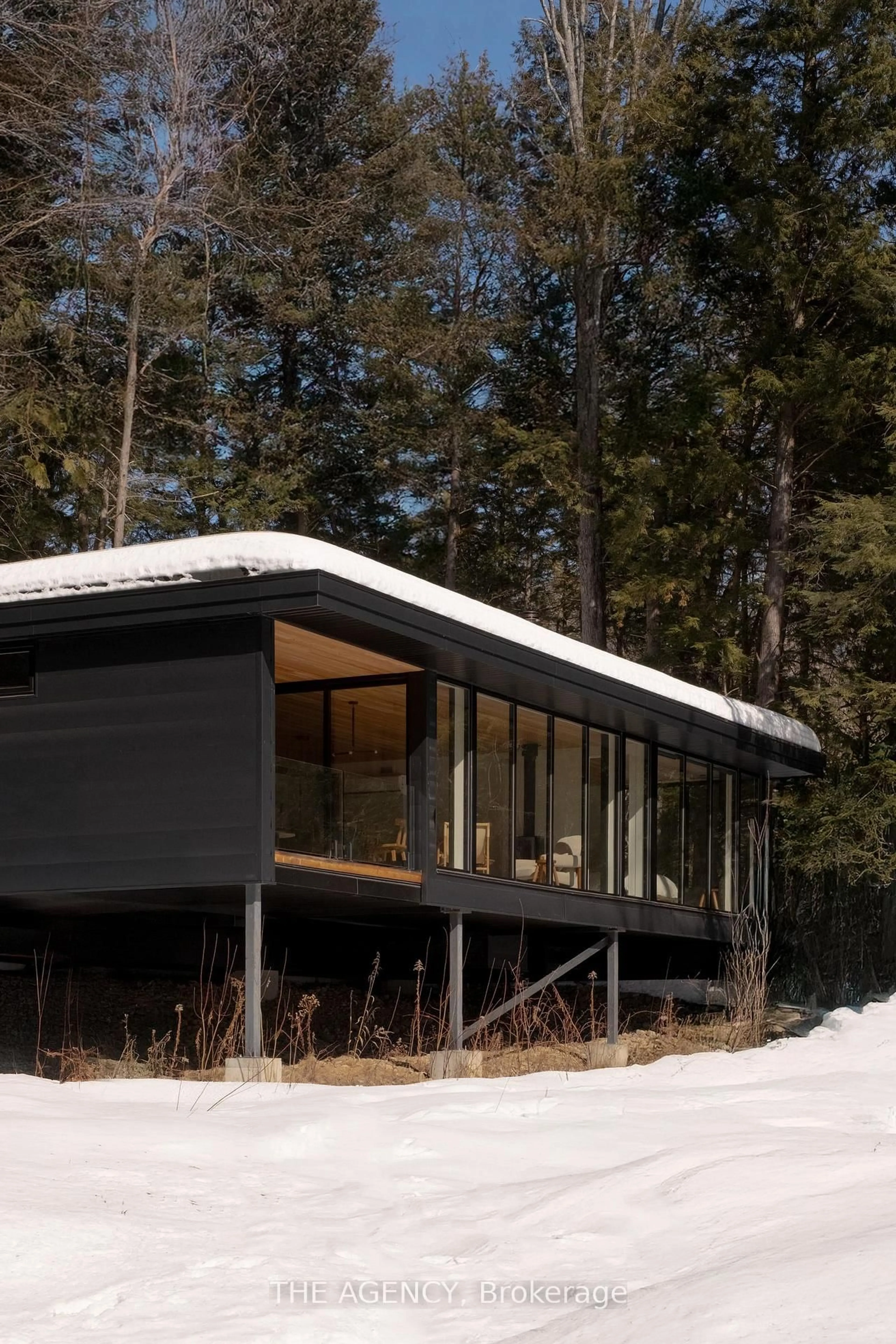 Home with vinyl exterior material, building for 116 Nevison Dr, Kawartha Lakes Ontario K0M 2L0