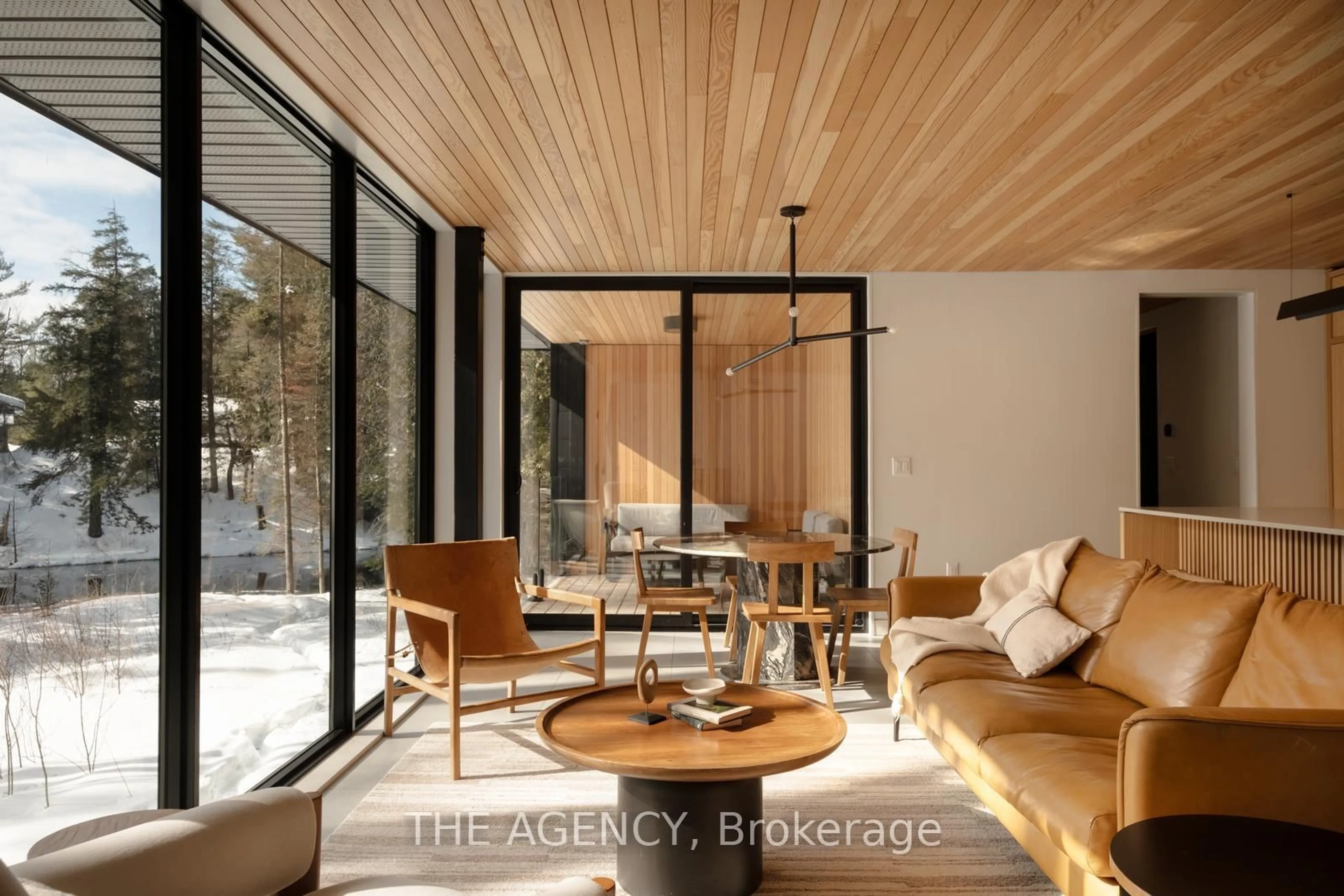 Indoor entryway for 116 Nevison Dr, Kawartha Lakes Ontario K0M 2L0