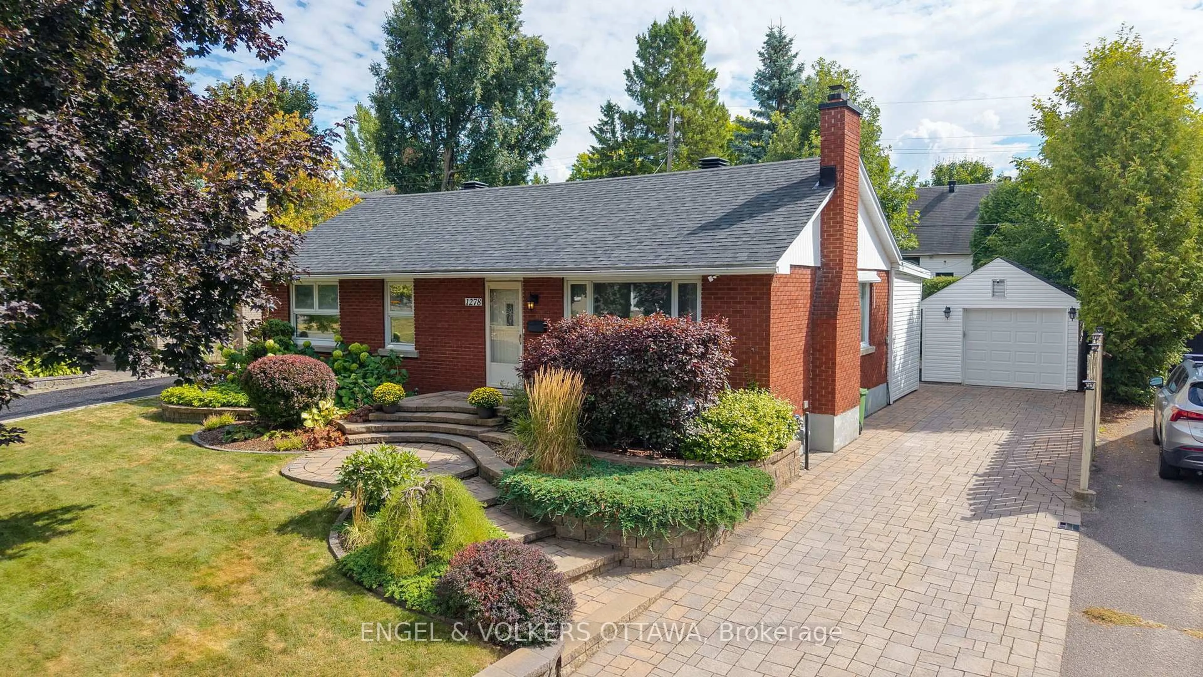 Home with brick exterior material, street for 1278 Cheverton Ave, Ottawa Ontario K1H 7P6