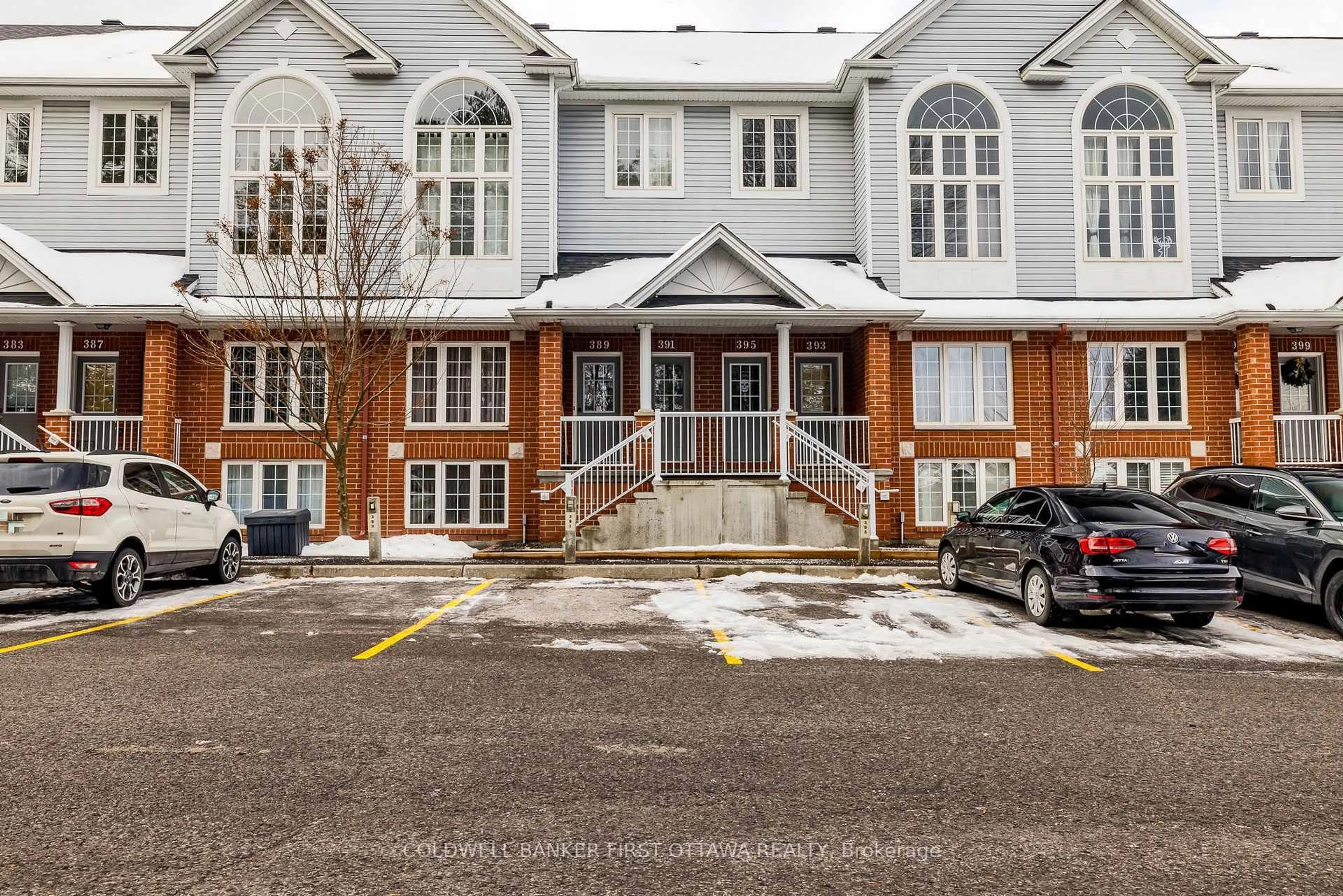 Unknown for 389 Wiffen Private, Ottawa Ontario K2H 1G4