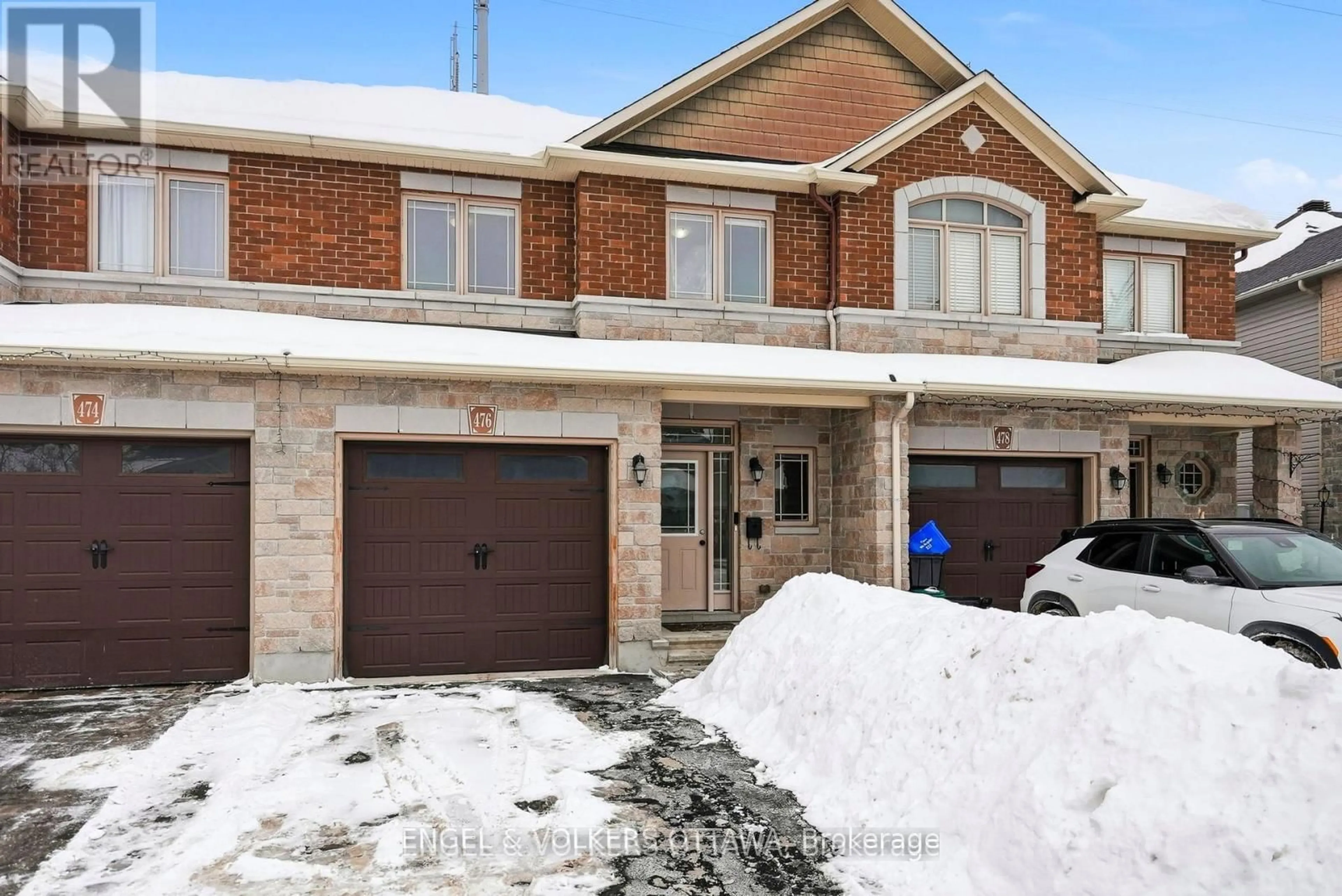 Home with brick exterior material, street for 476 Barrick Hill Rd, Ottawa Ontario K2M 0H8