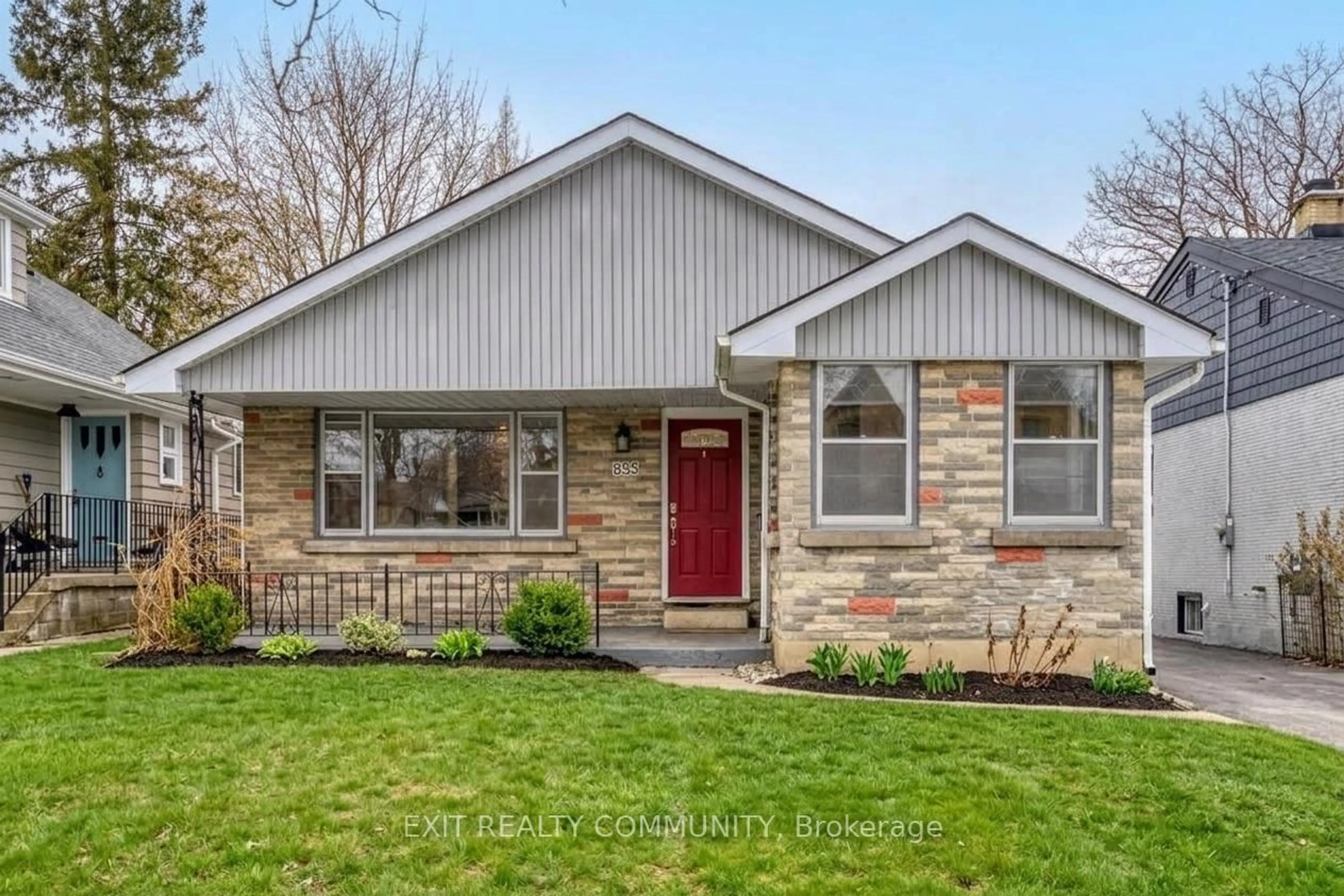 Home with brick exterior material, street for 855 COLBORNE St, London East Ontario N6A 4A1