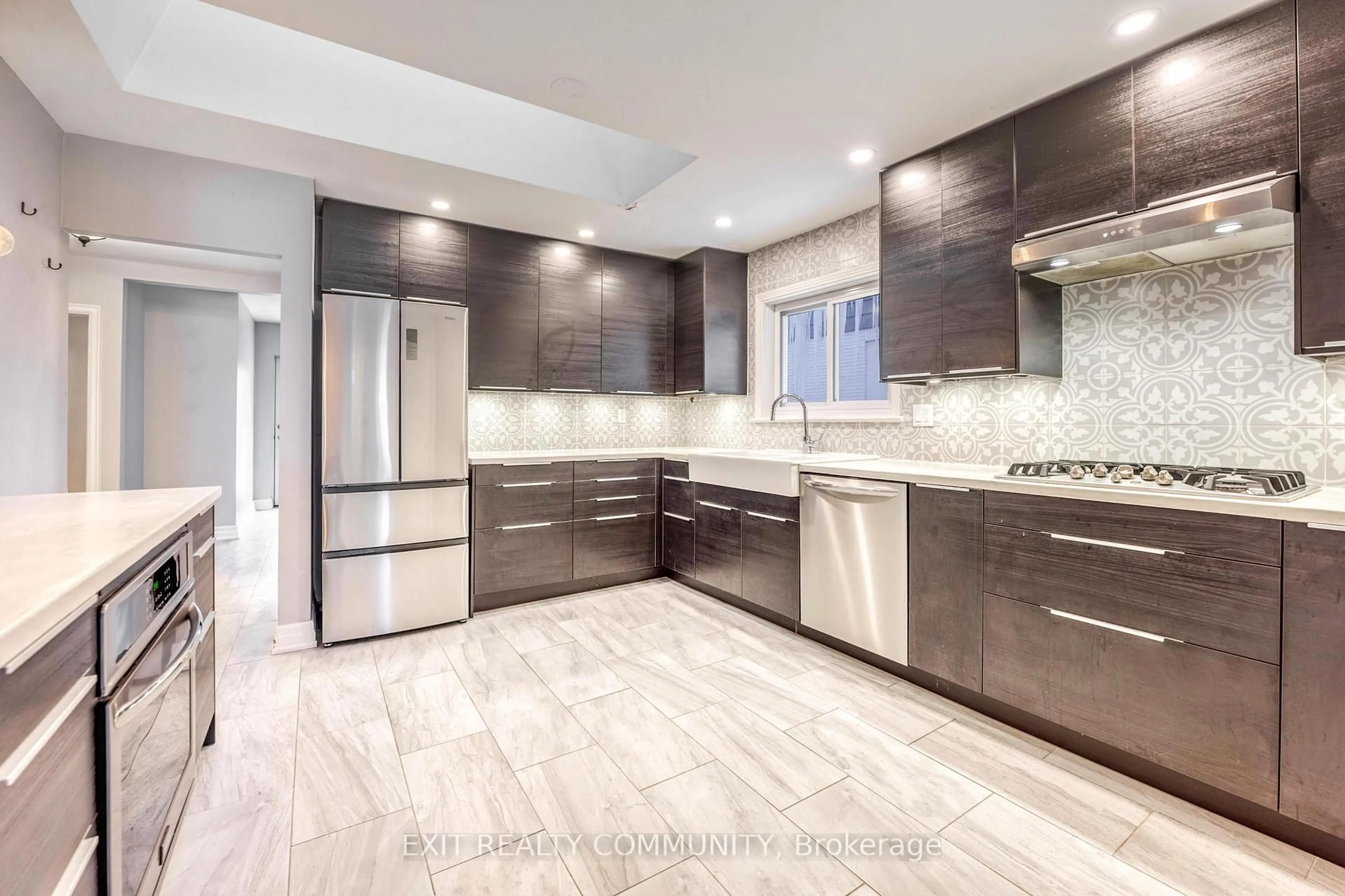 Contemporary kitchen, ceramic/tile floor for 855 COLBORNE St, London East Ontario N6A 4A1