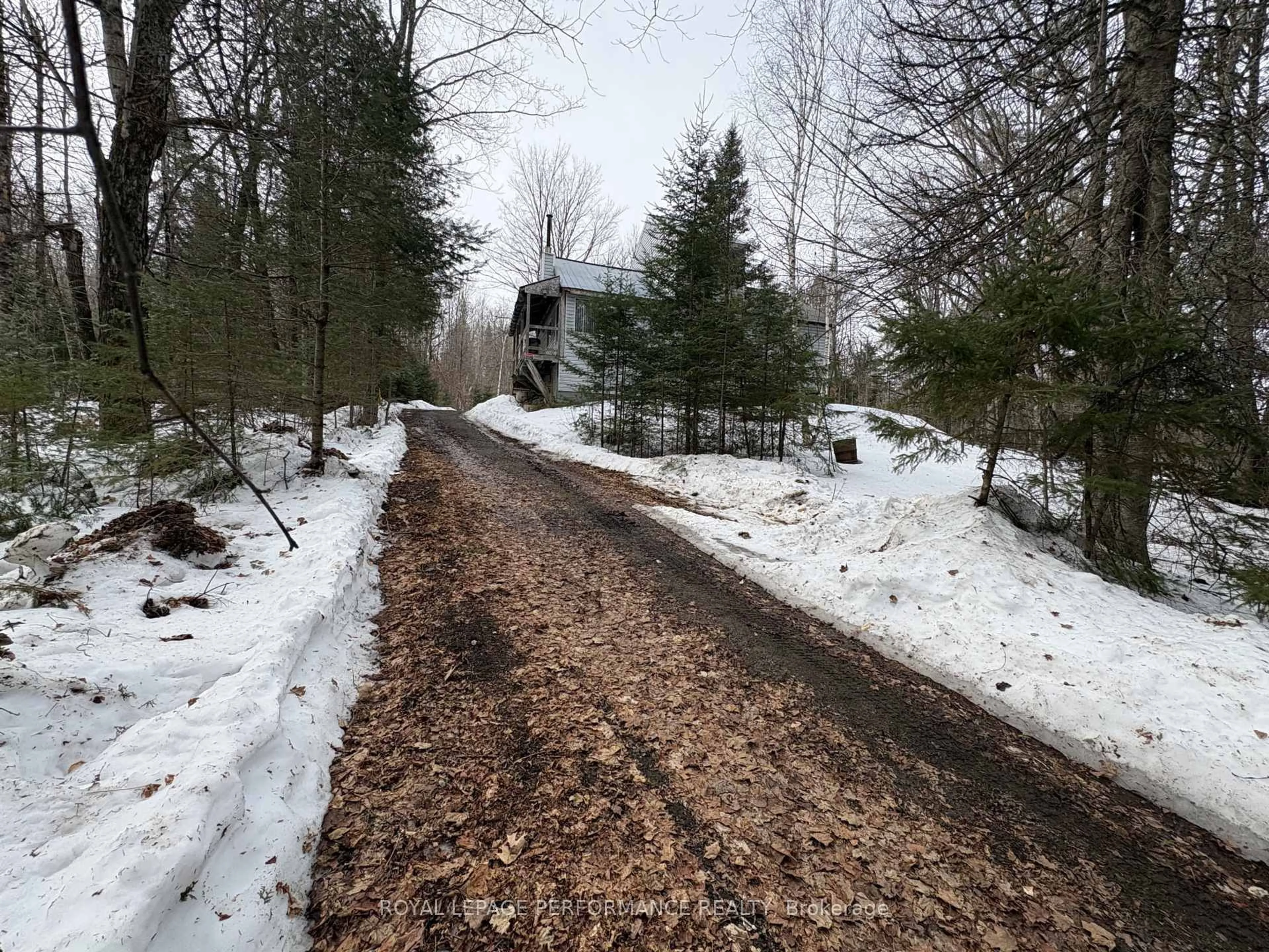 Blurry image for 6611 Highway 511 Highway, Lanark Ontario K0G 1K0