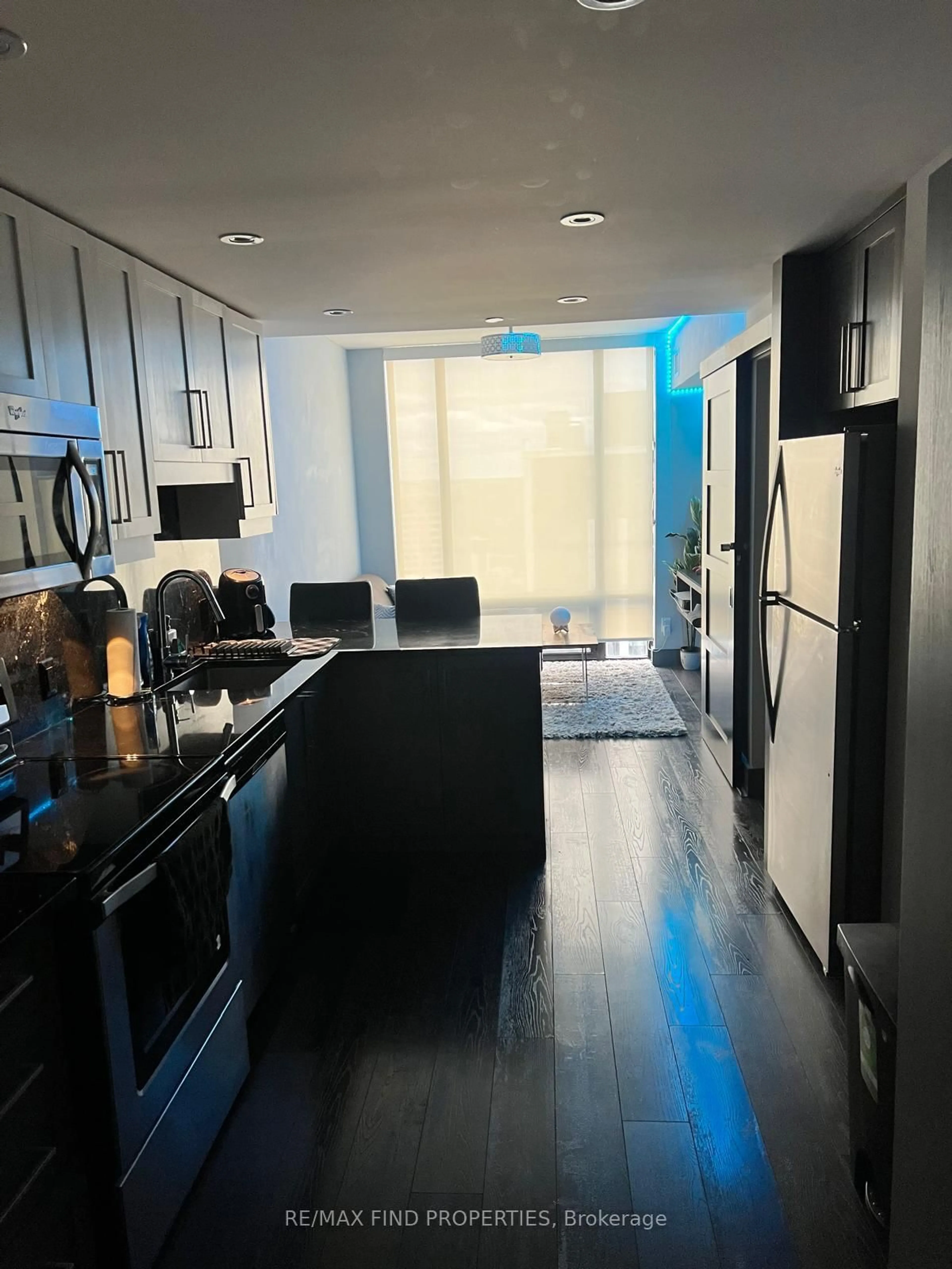 Unknown for 330 Phillip St #2709, Waterloo Ontario N2L 3W9