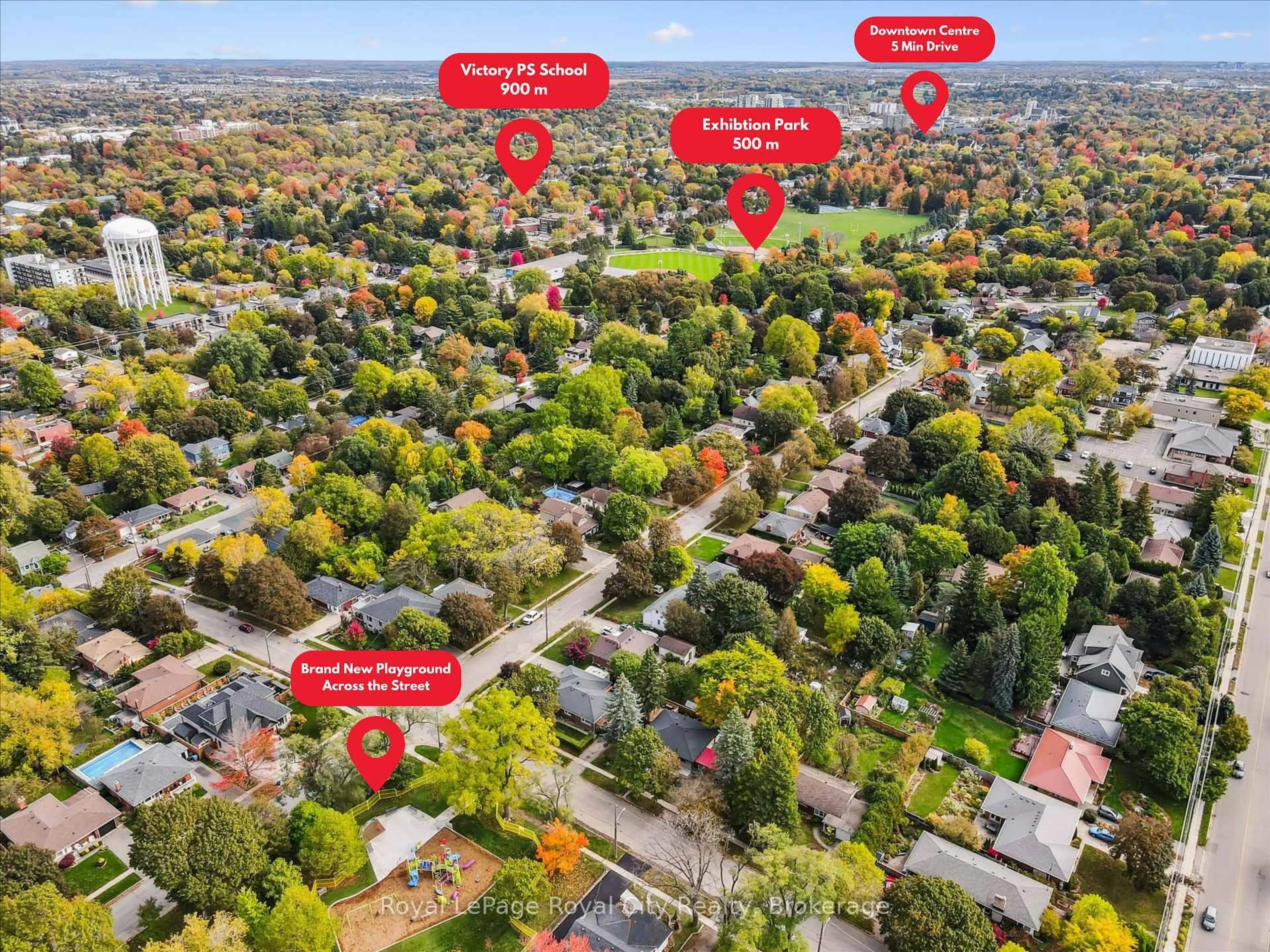 A pic from outside/outdoor area/front of a property/back of a property/a pic from drone, street for 20 Highview Pl, Guelph Ontario N1H 1M7