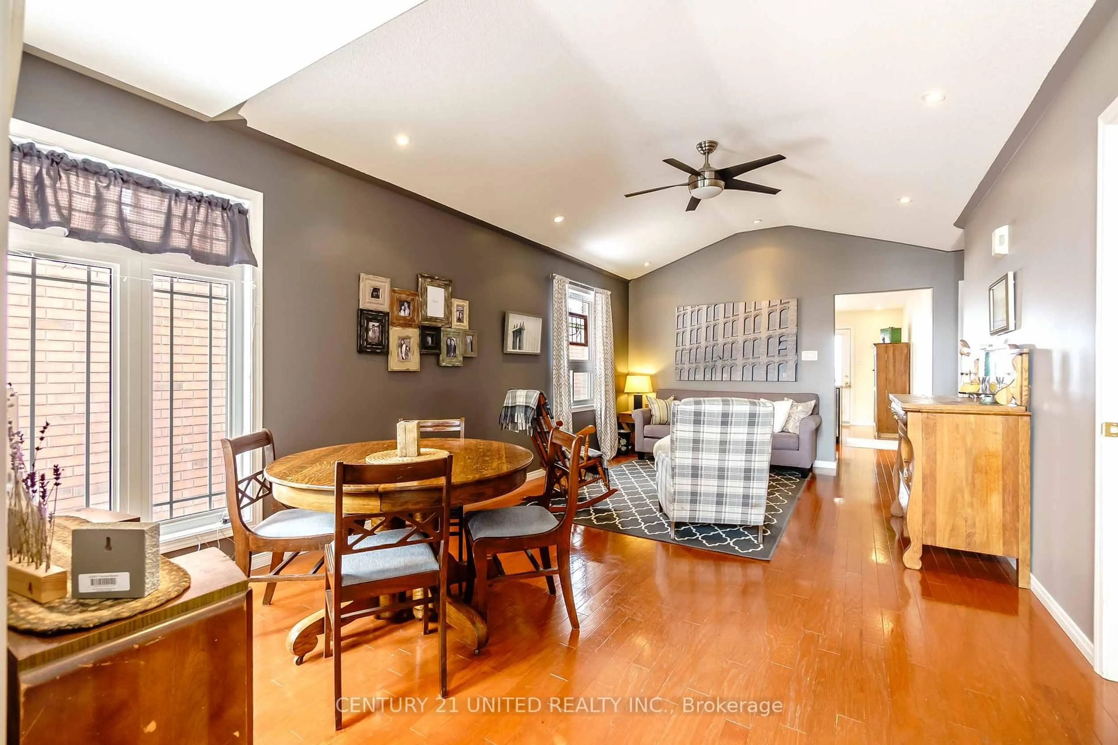 Dining room, wood/laminate floor for 1358 Haggis Dr, Peterborough Ontario K9K 2S7