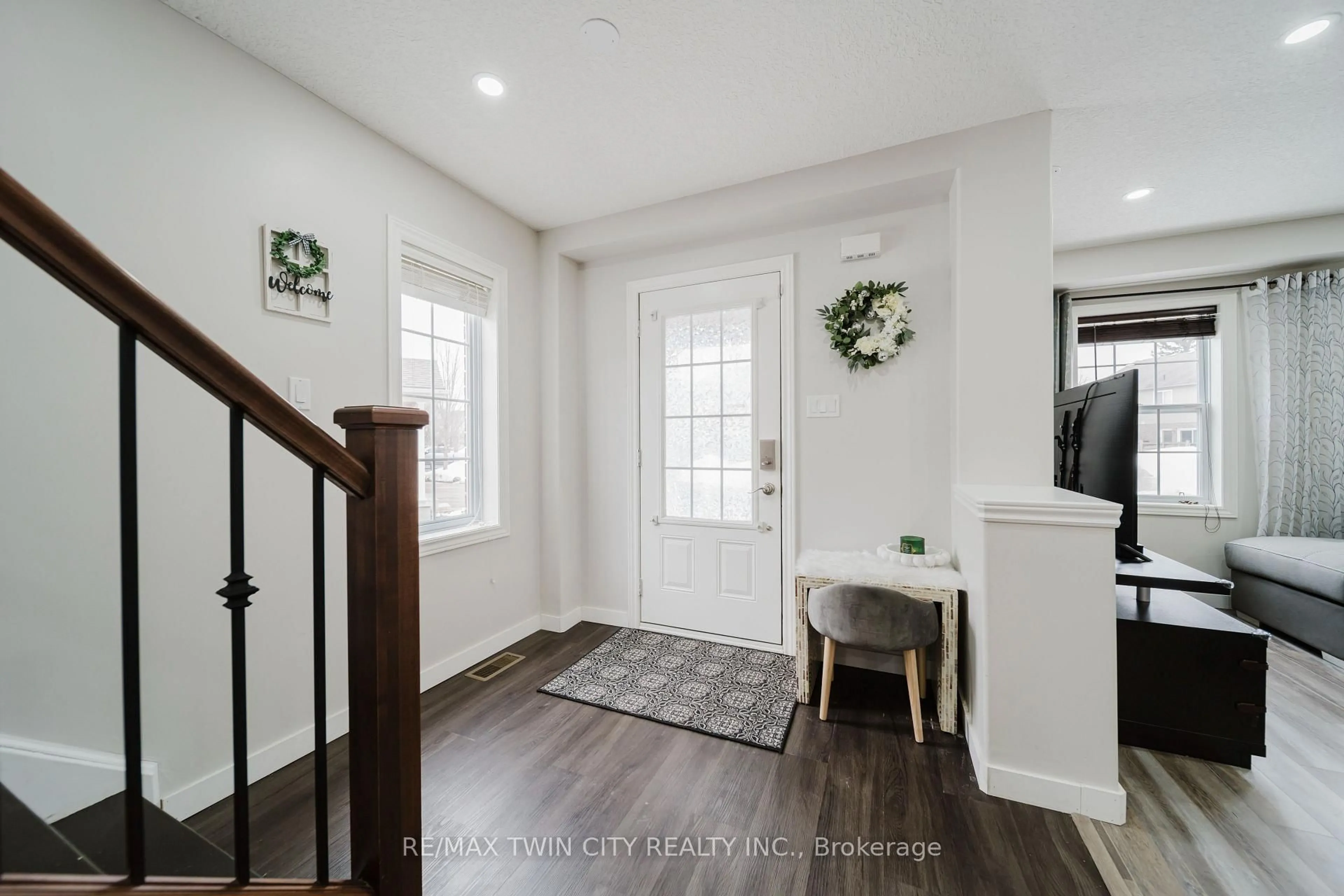 Indoor entryway for 214 Snyder's Rd #2, Wilmot Ontario N3A 0A6