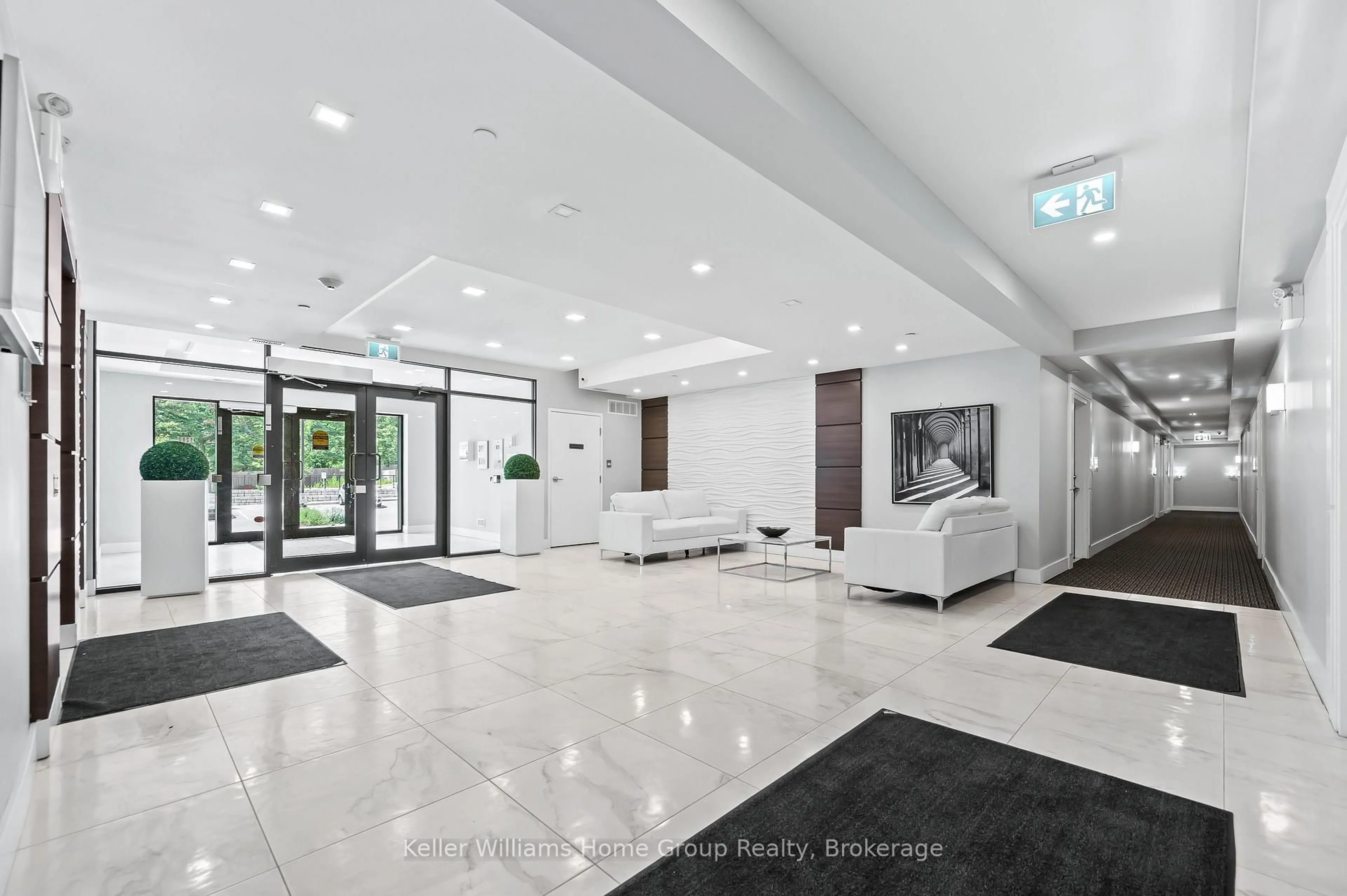 Lobby for 1280 Gordon St #108, Guelph Ontario N1L 0N6