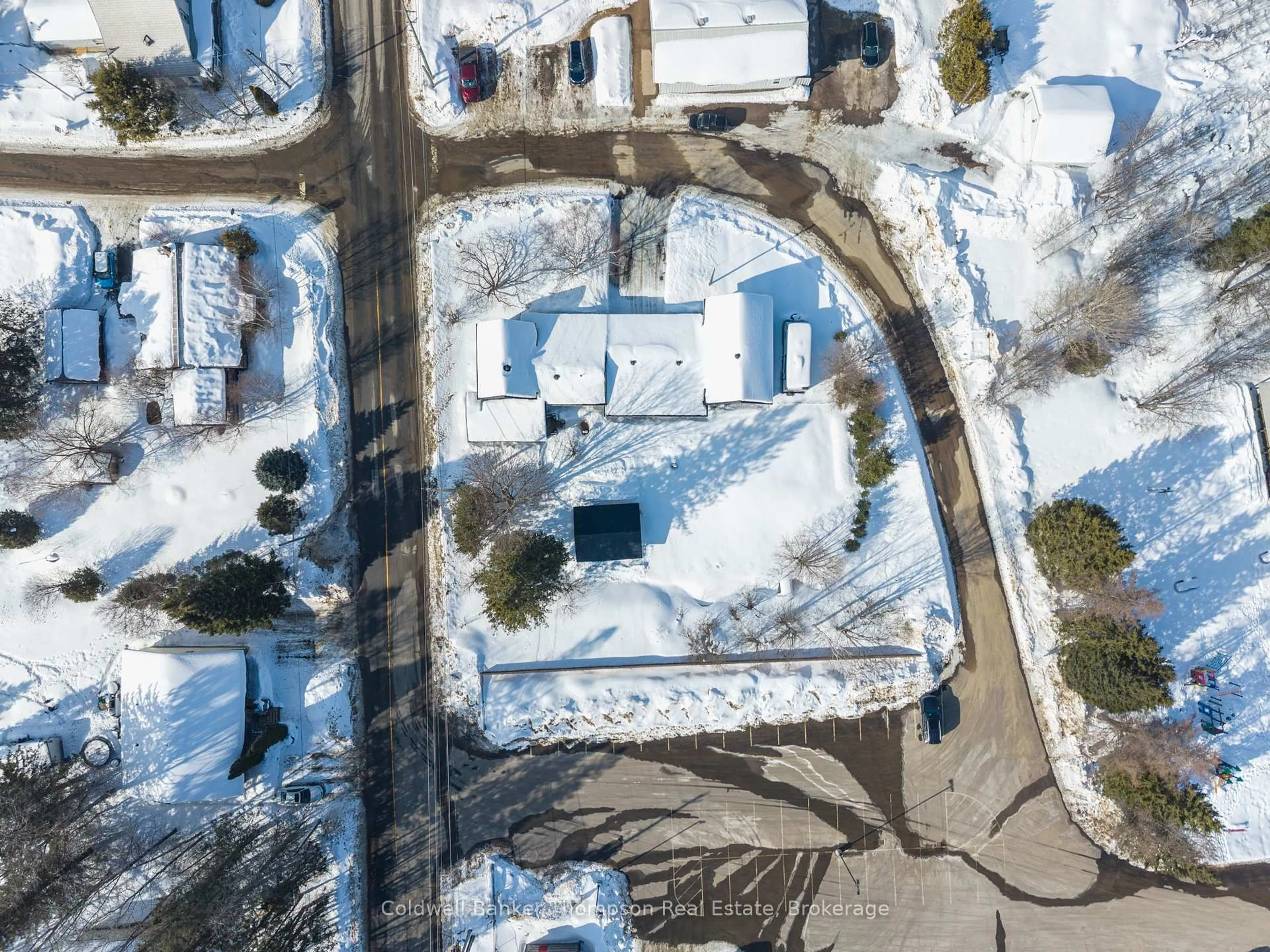 A pic from outside/outdoor area/front of a property/back of a property/a pic from drone, street for 2165 HIGHWAY 592, Perry Ontario P0A 1J0