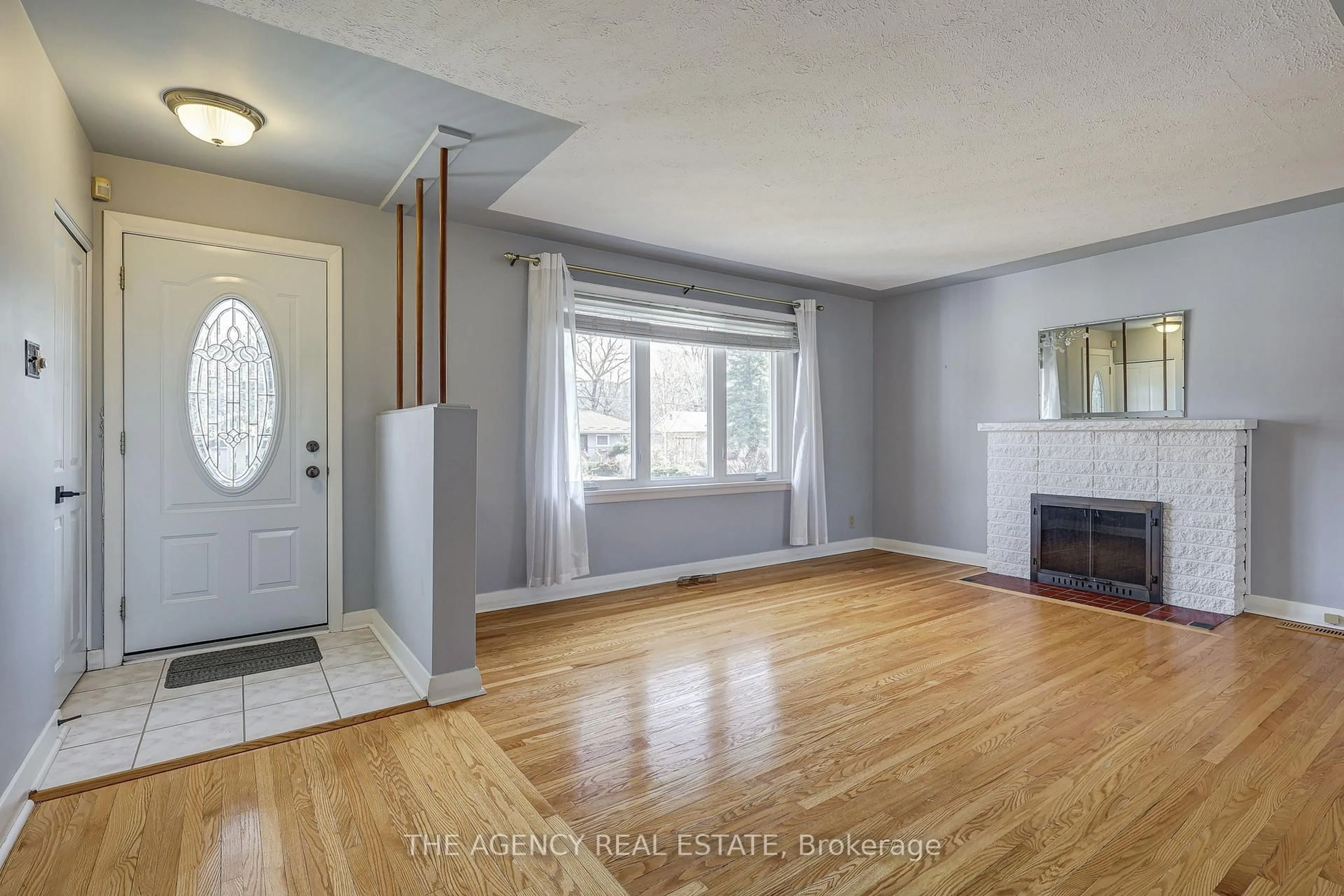 Unknown for 367 Beachwood Ave, London South Ontario N6J 3J9