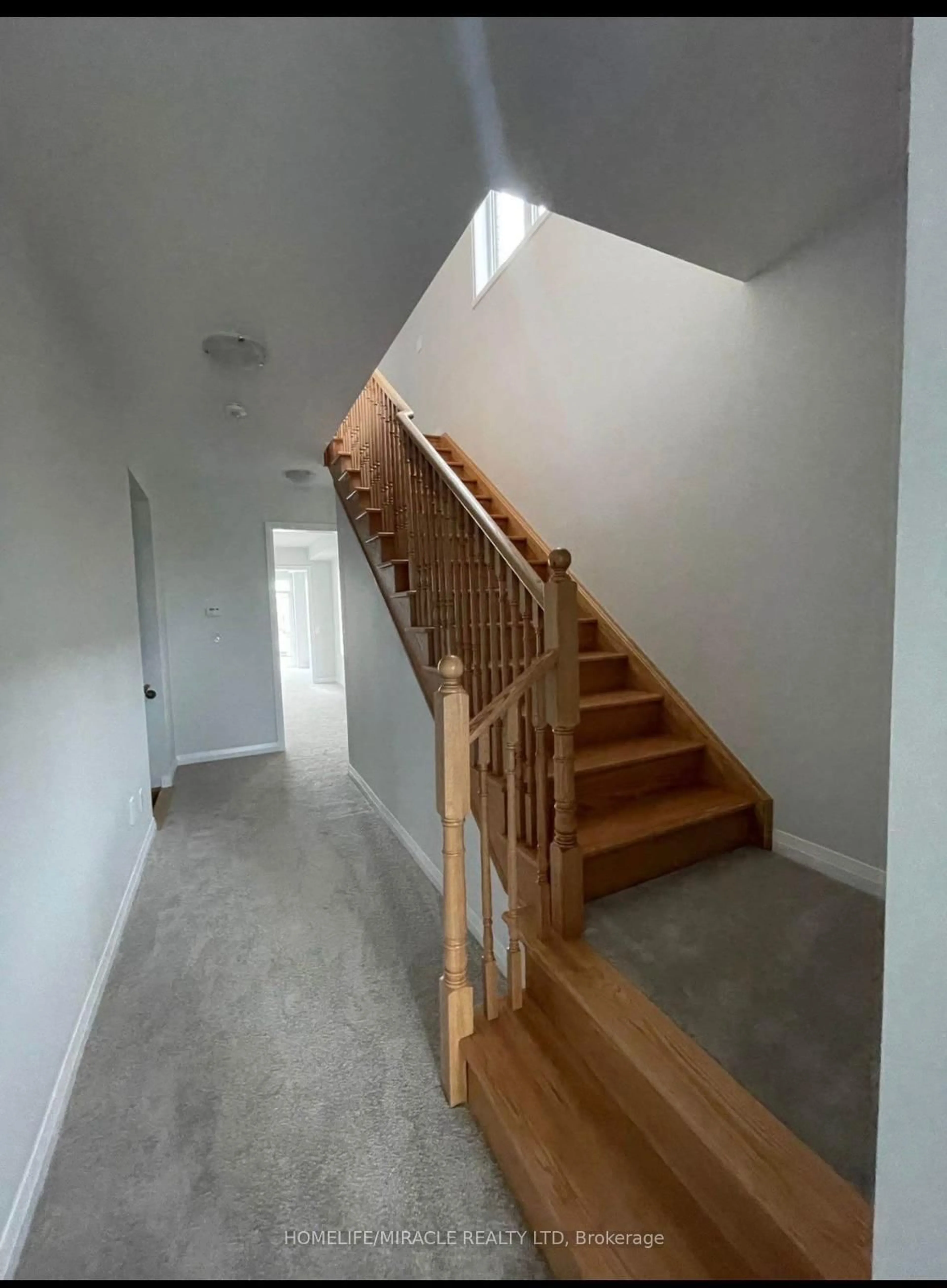 Stairs for 62 Corley St, Kawartha Lakes Ontario K9V 6C2