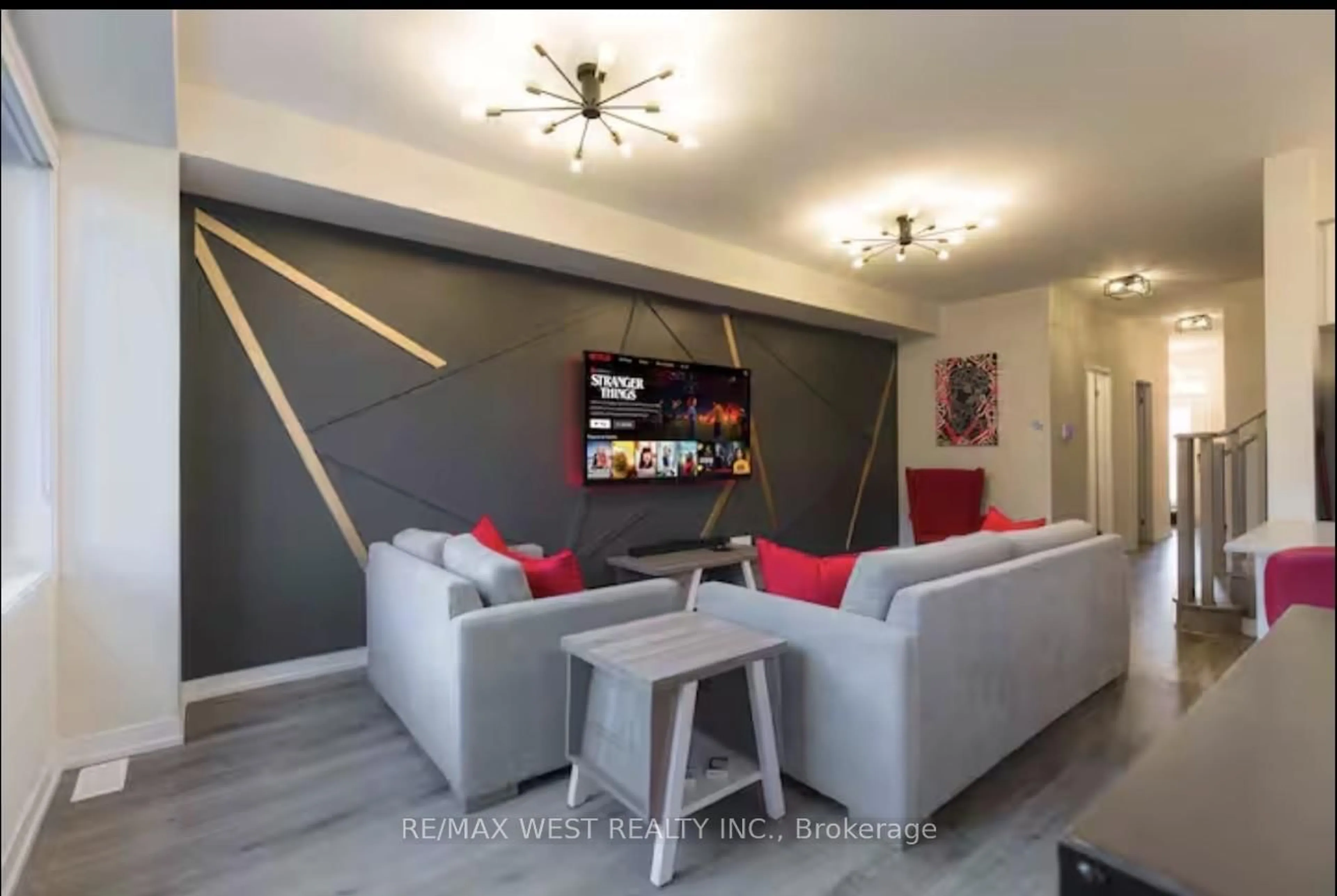 Home theater for 7789 Kalar Rd #4, Niagara Falls Ontario L2H 3T8