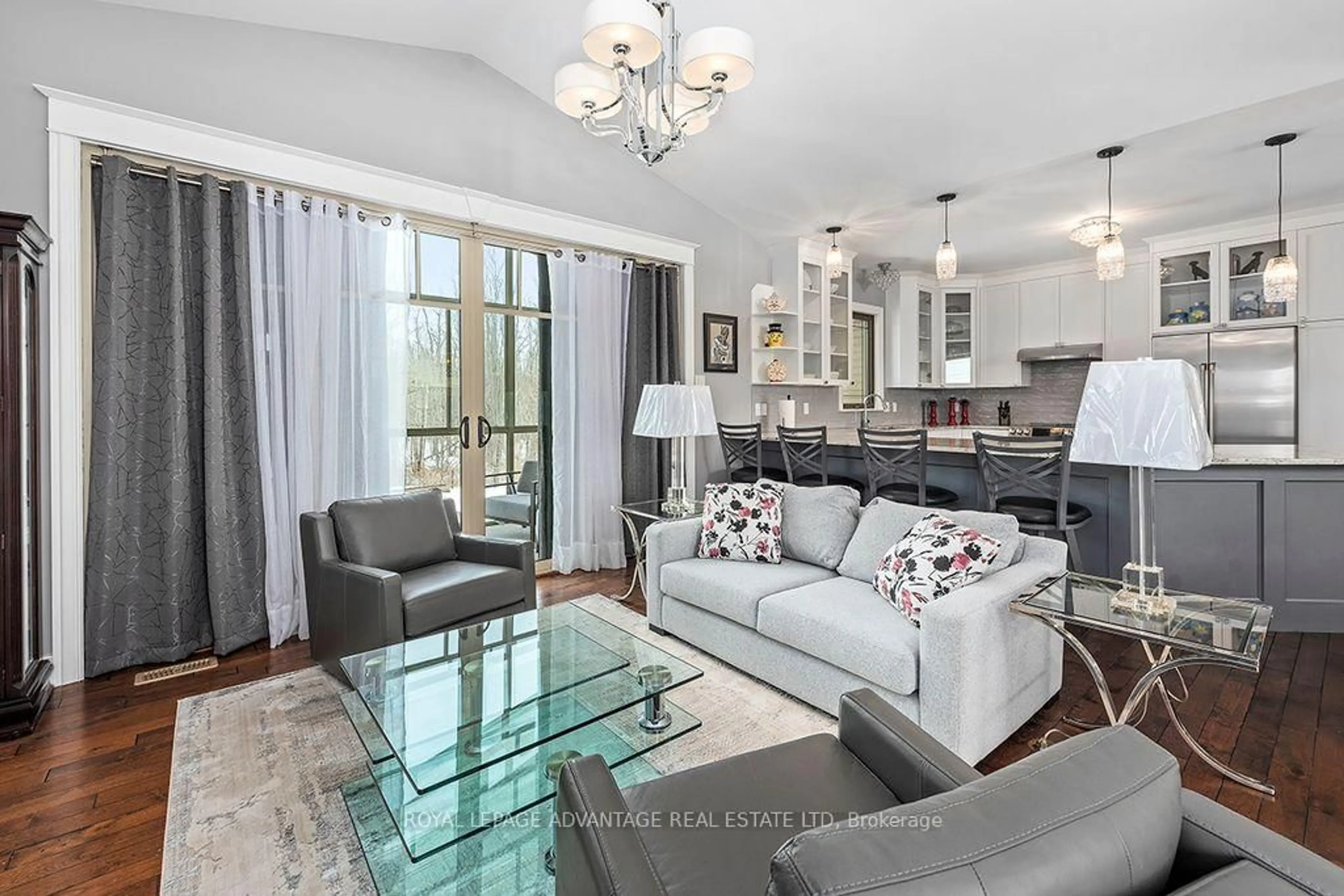 Living room with furniture, unknown for 263 Georgina St, Perth Ontario K7H 3C9