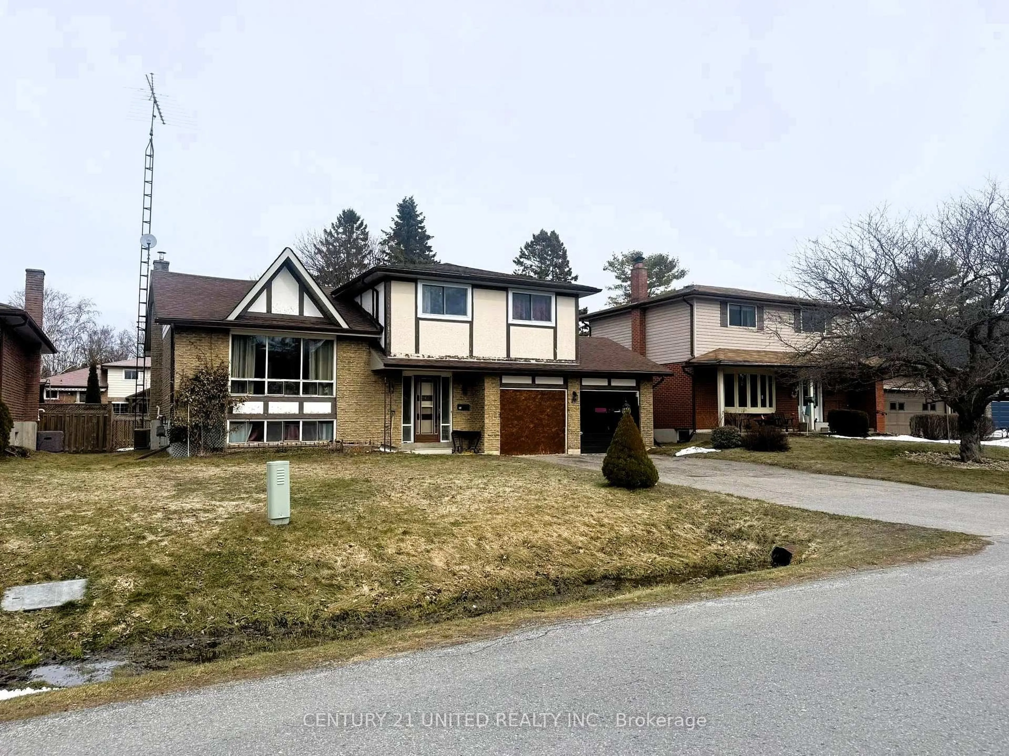 Unknown for 20 Ravensdale Rd, Cobourg Ontario K9A 2B9