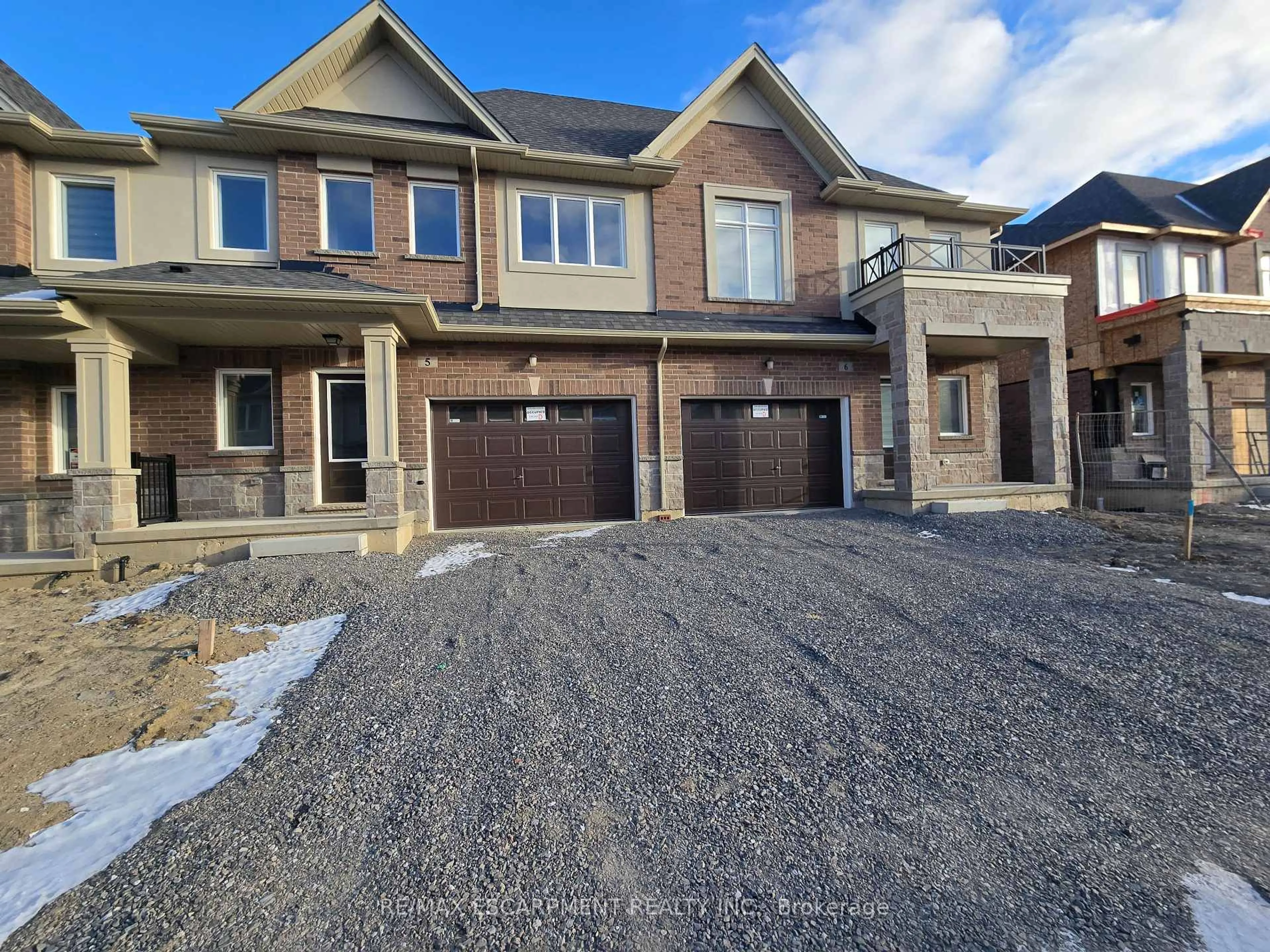 Home with brick exterior material, street for 205 Thames Way #5, Hamilton Ontario L0R 1W0