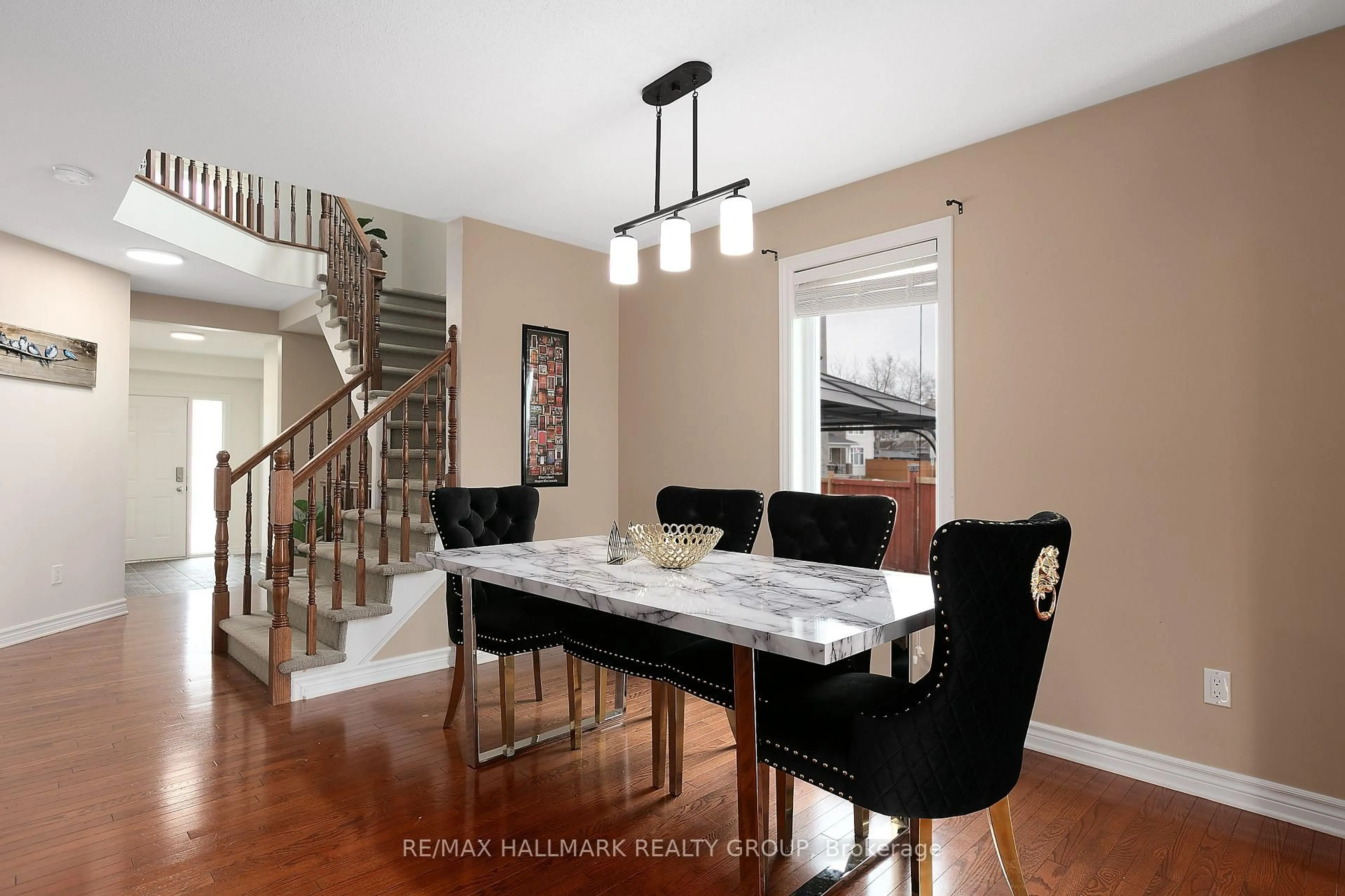 Dining room, unknown for 4120 Kelly Farm Dr, Ottawa Ontario K1T 4J2