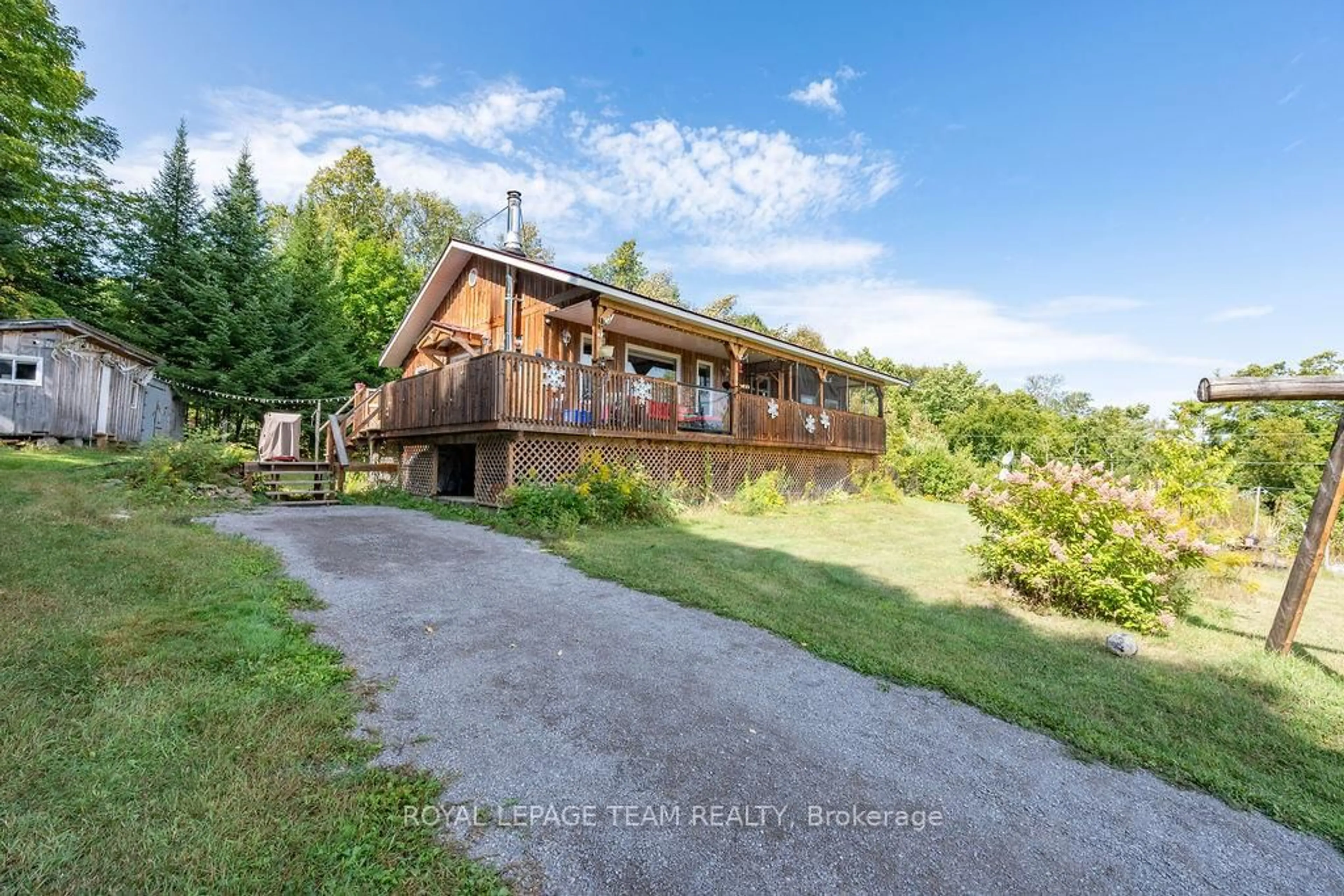 A pic from outside/outdoor area/front of a property/back of a property/a pic from drone, unknown for 105 Heins Rd, Palmer Rapids Ontario K0J 2E0