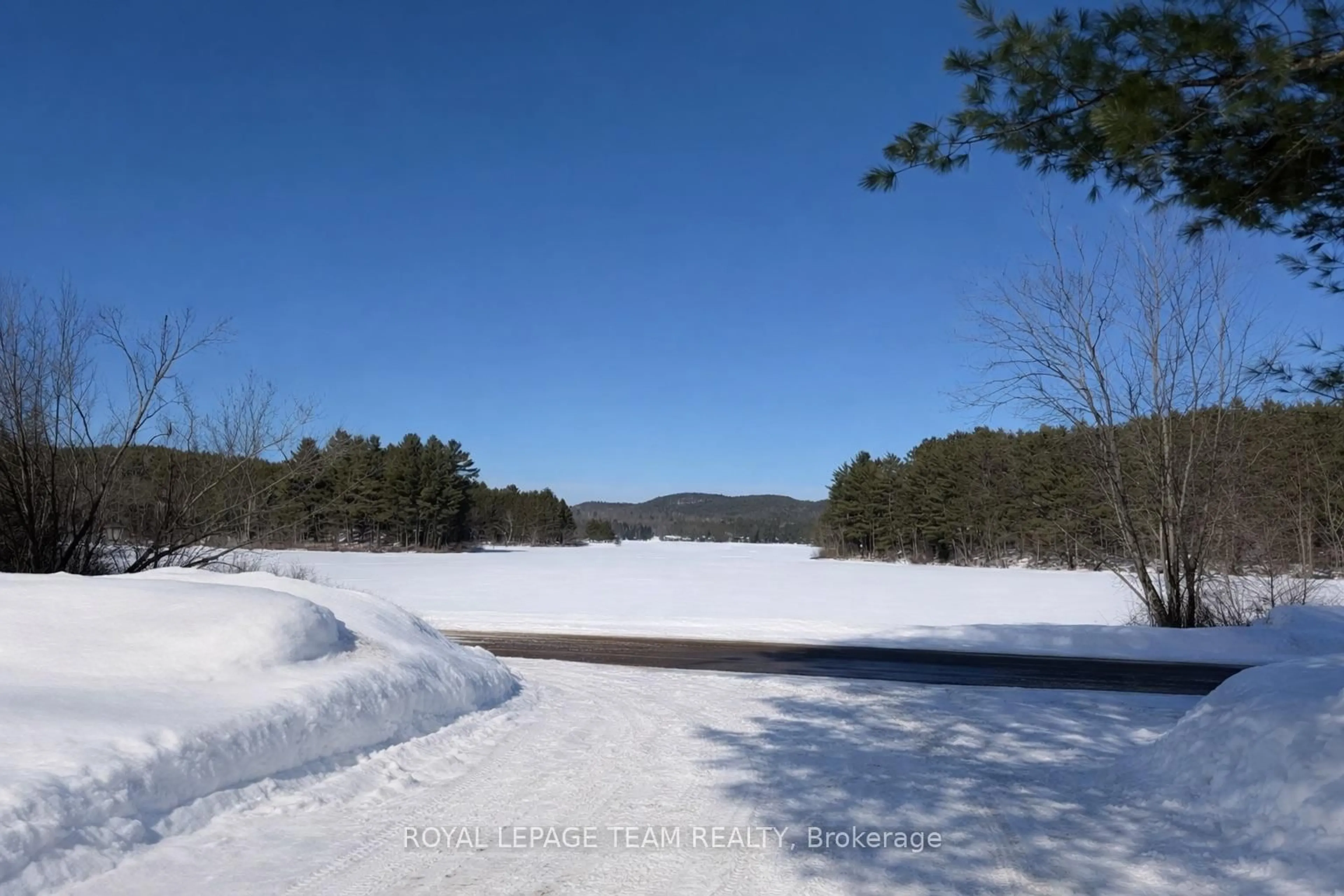 Unknown for 1855 Old Barry's Bay Rd, L'Orignal Ontario K0B 1K0