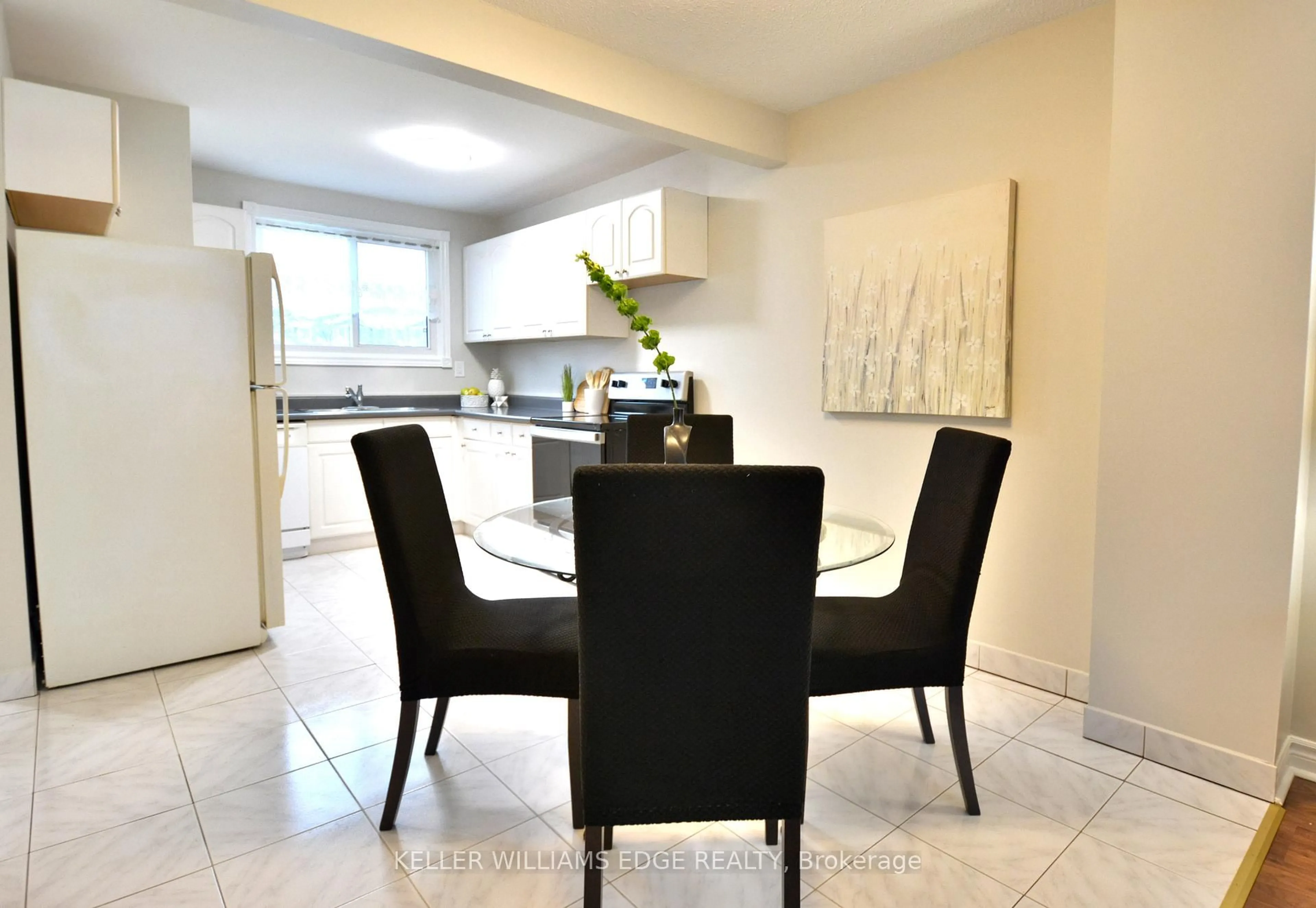 Unknown for 120 Quigley Rd #5, Hamilton Ontario L8K 6L4