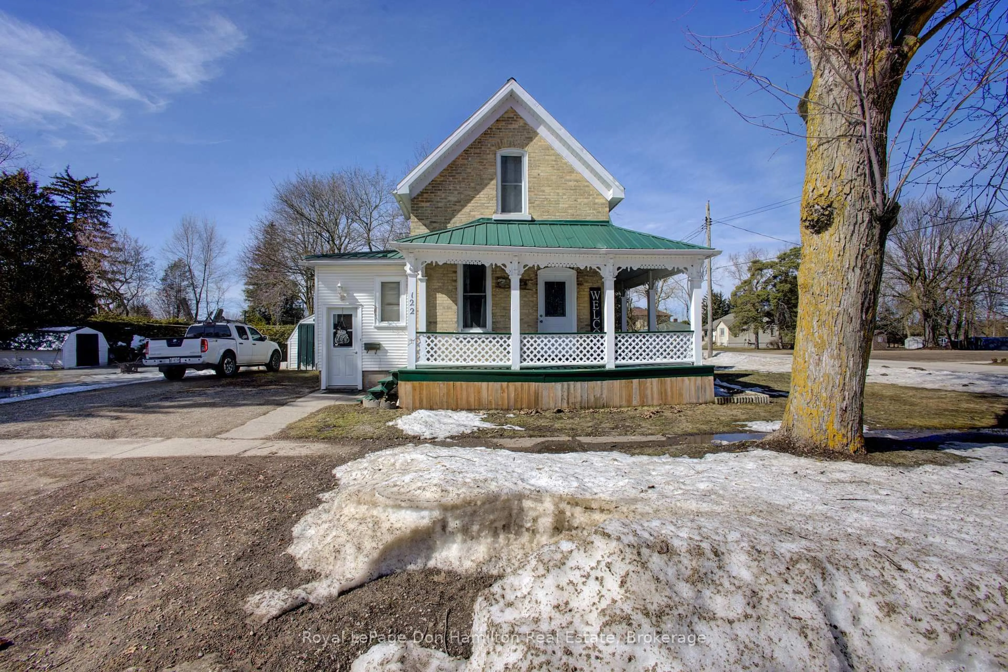 Unknown for 122 King St, North Perth Ontario N0G 1B0