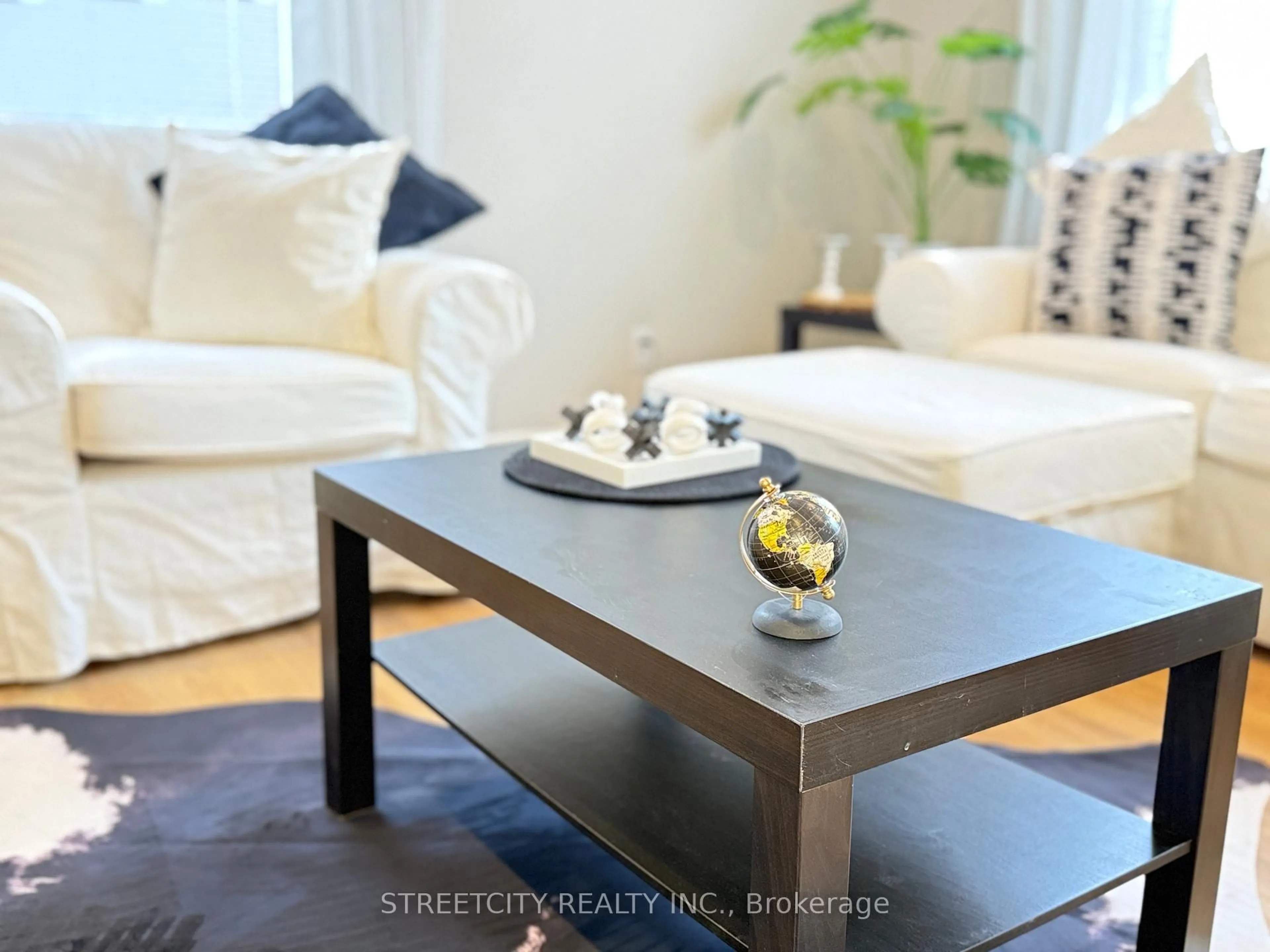 Living room with furniture, unknown for 2593 DURYEE St, Oil Springs Ontario N0N 1P0