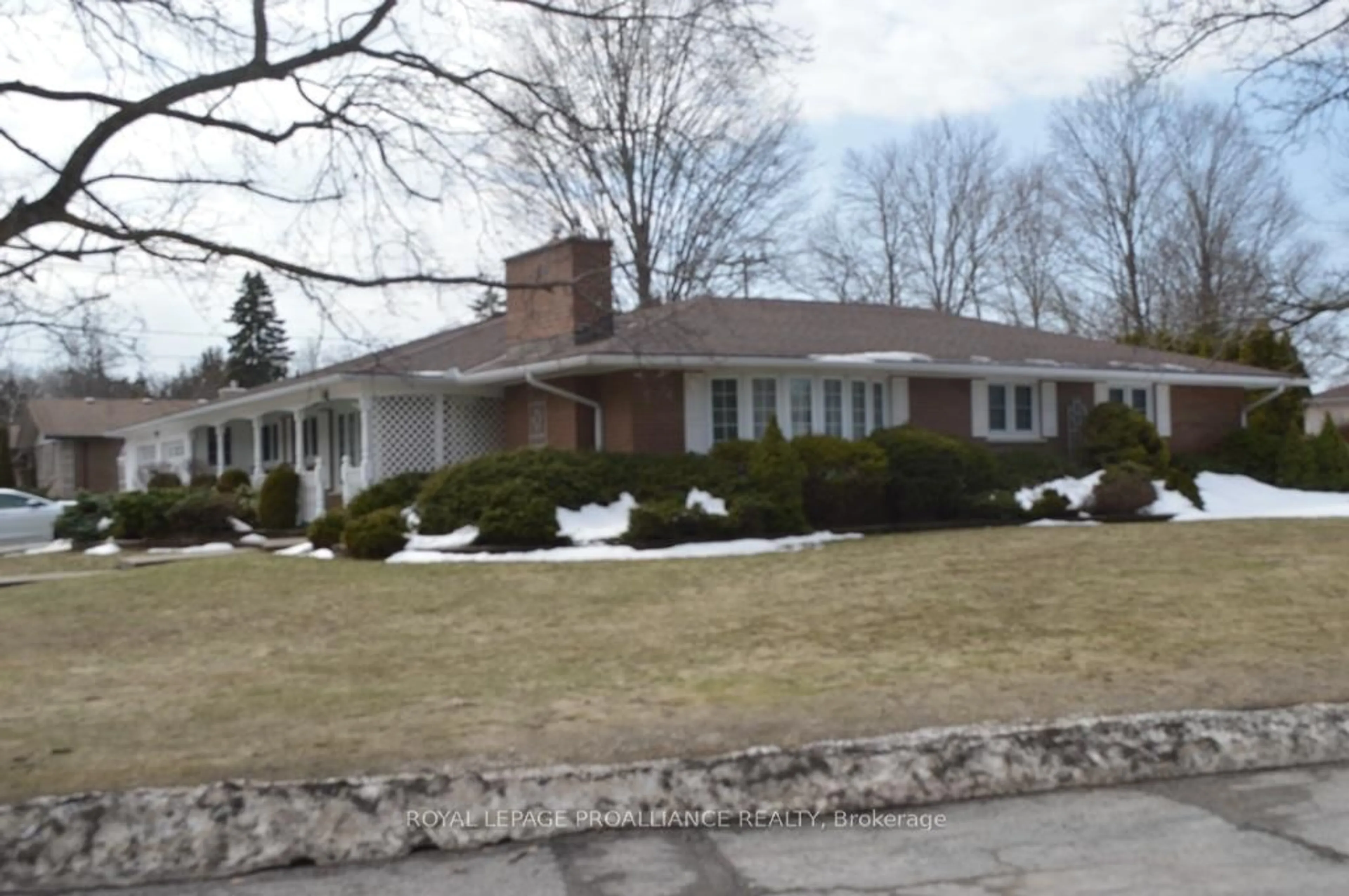 Home with brick exterior material, street for 9 Parkview Hts, Quinte West Ontario K8V 5L9