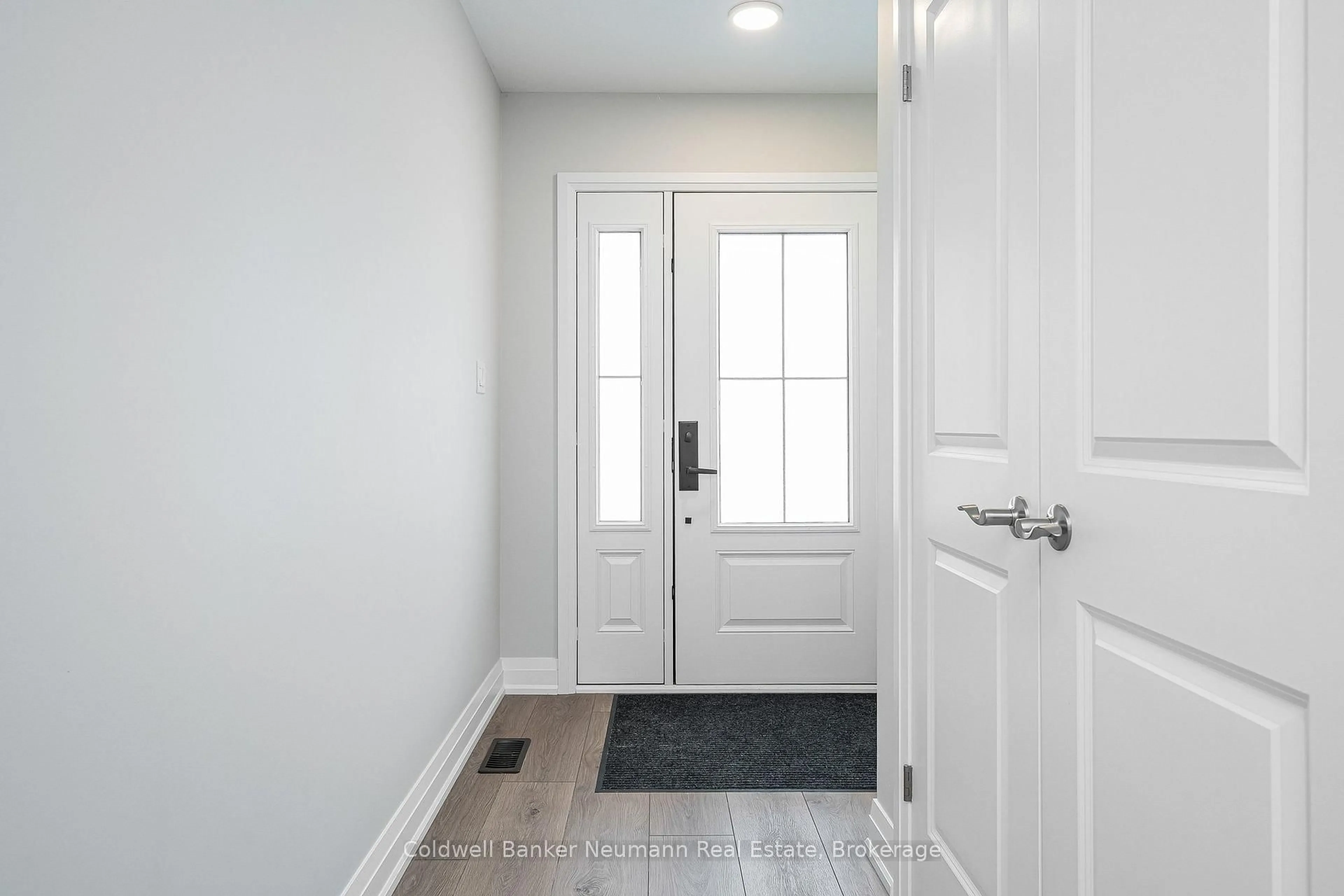 Indoor entryway for 150 Durham Rd, West Grey Ontario N0G 1R0