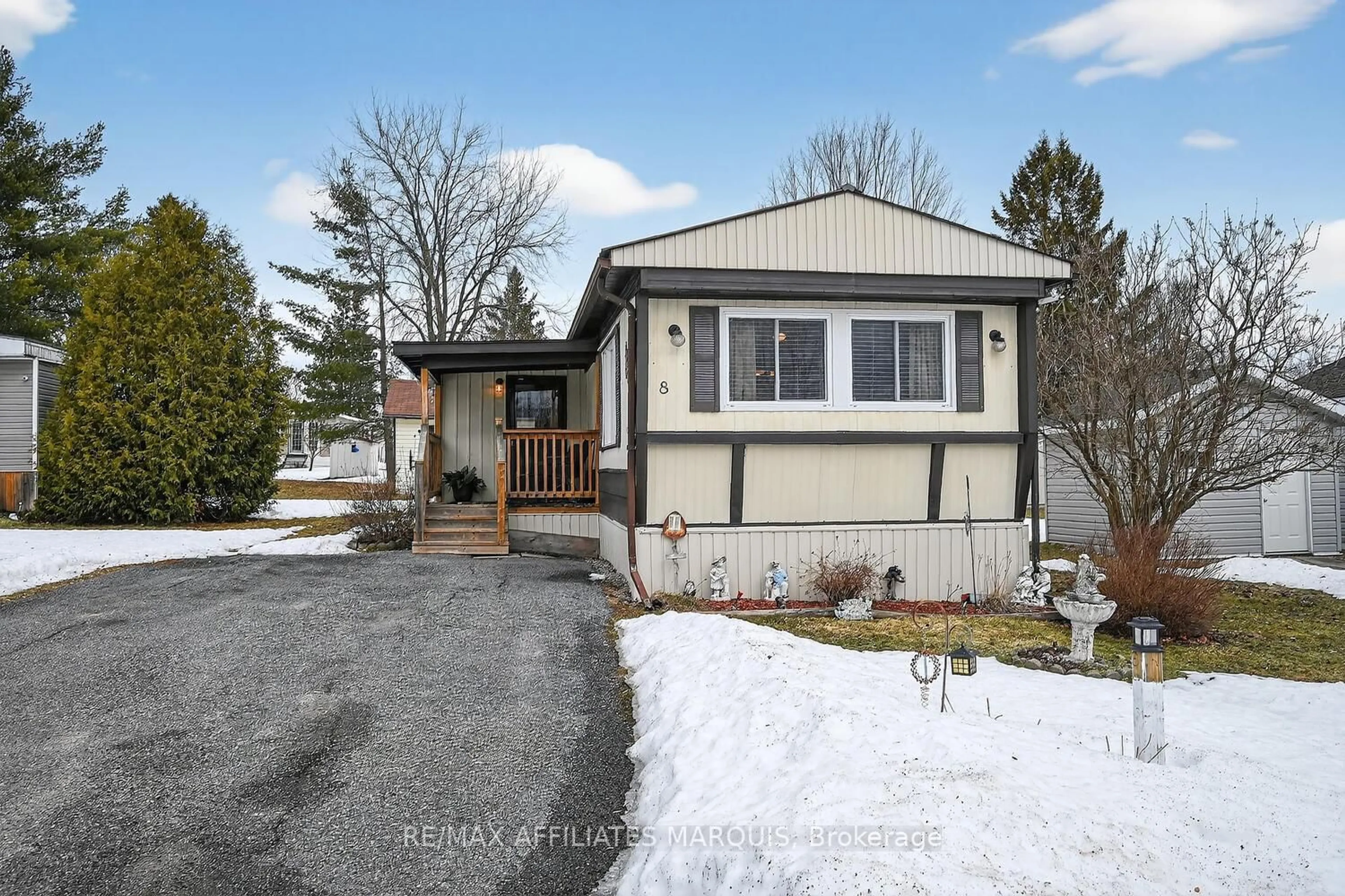 Home with vinyl exterior material, street for 8 Saddle Ave, Rideau Lakes Ontario K7A 4S5