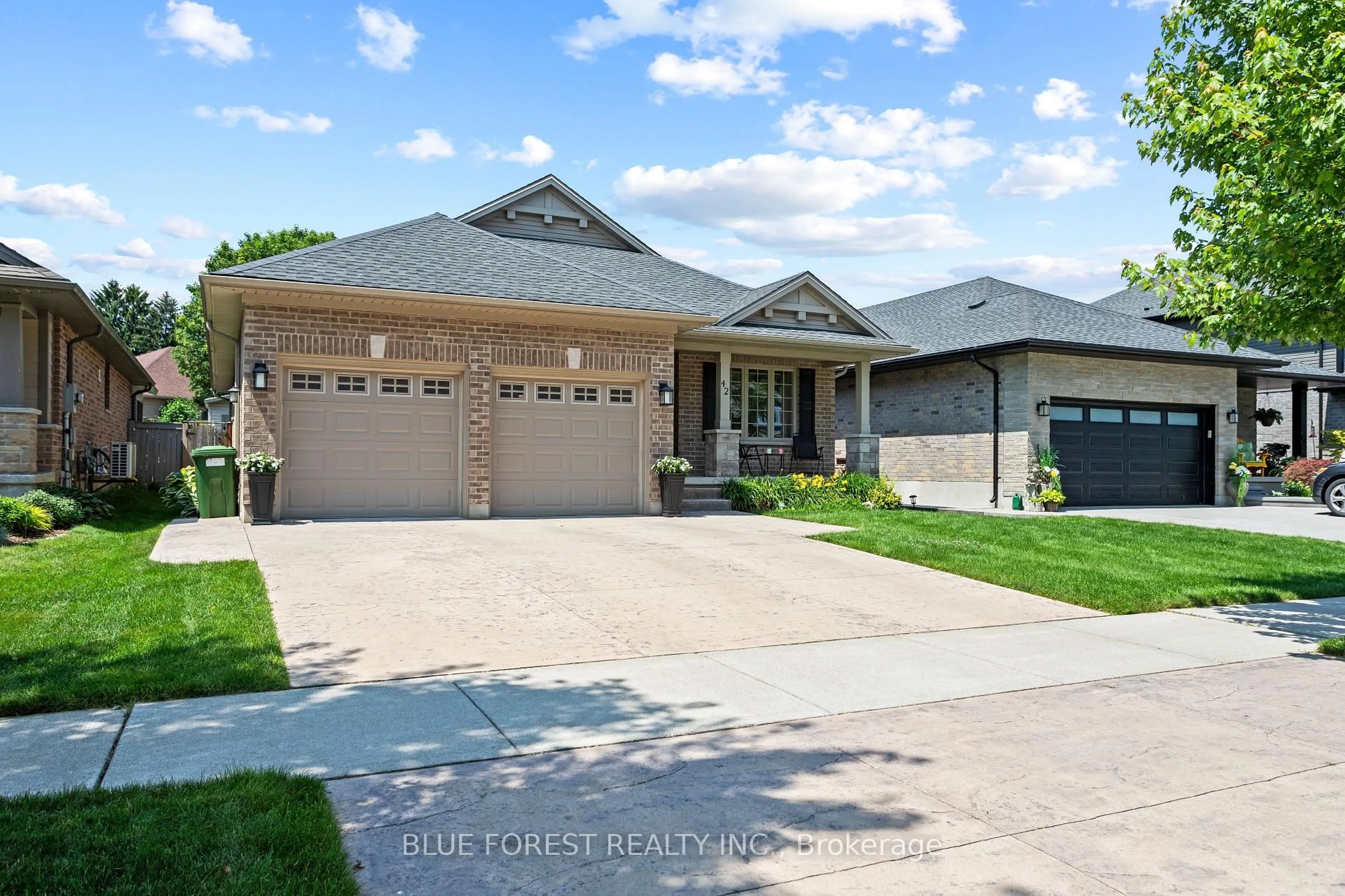 Home with brick exterior material, street for 42 Hickory Lane, St. Thomas Ontario N5R 6K9