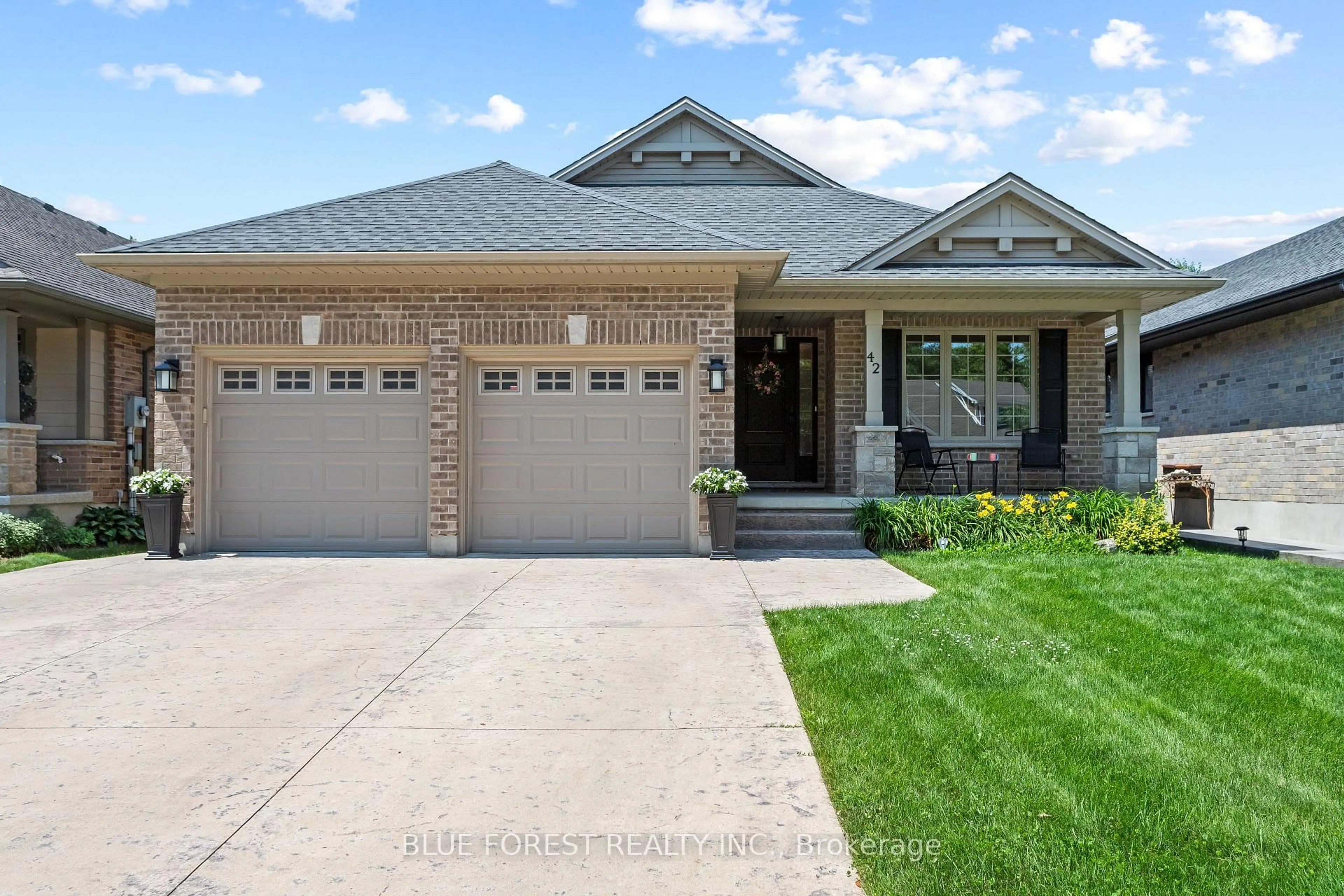 Home with brick exterior material, street for 42 Hickory Lane, St. Thomas Ontario N5R 6K9