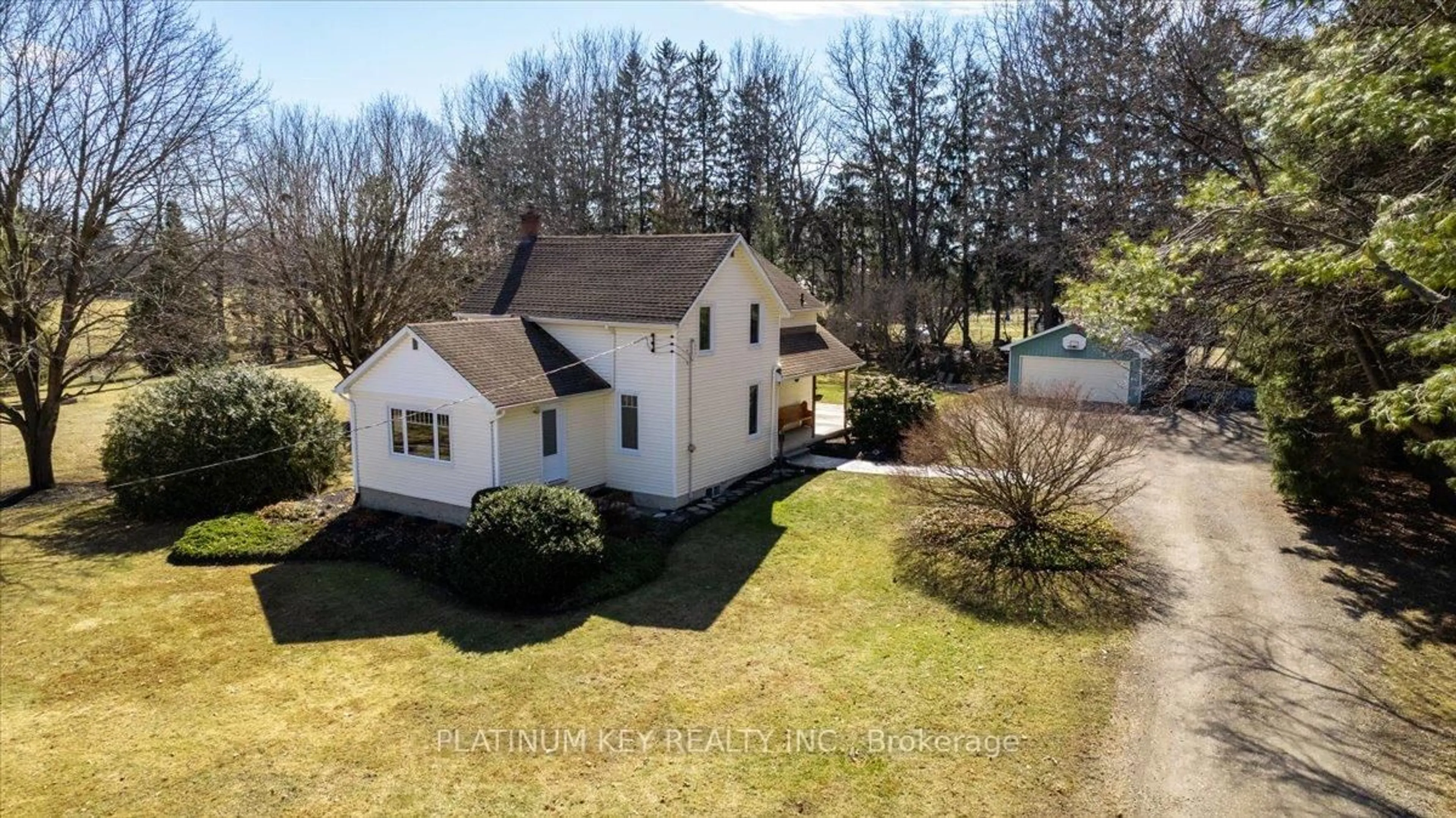 A pic from outside/outdoor area/front of a property/back of a property/a pic from drone, street for 23375 McEvoy Rd, Strathroy-Caradoc Ontario N0L 1W0