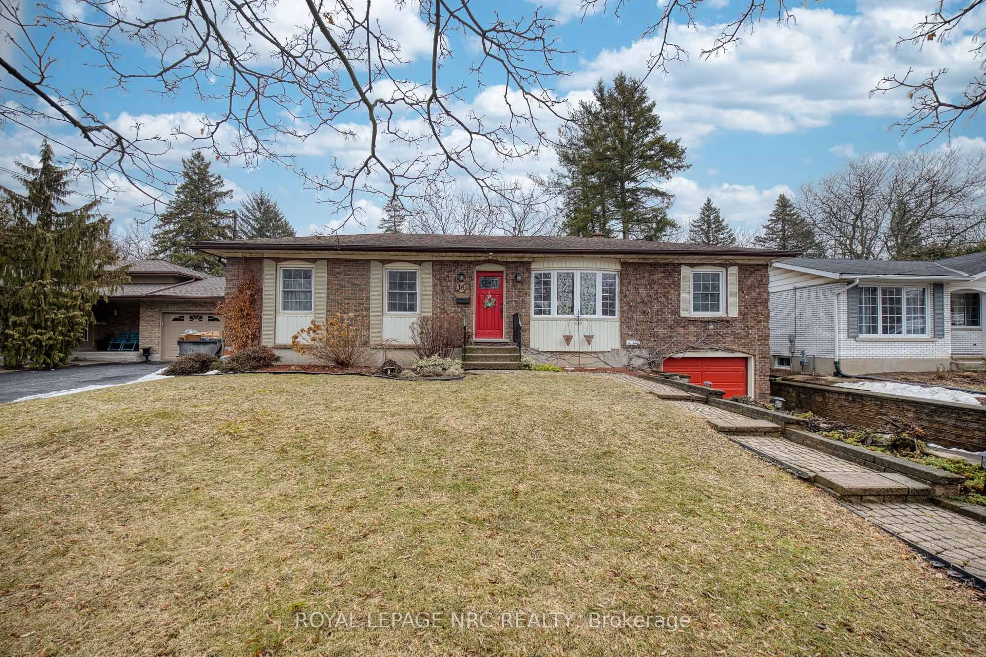 Home with brick exterior material, street for 16 Rosemore Rd, St. Catharines Ontario L2S 1A8