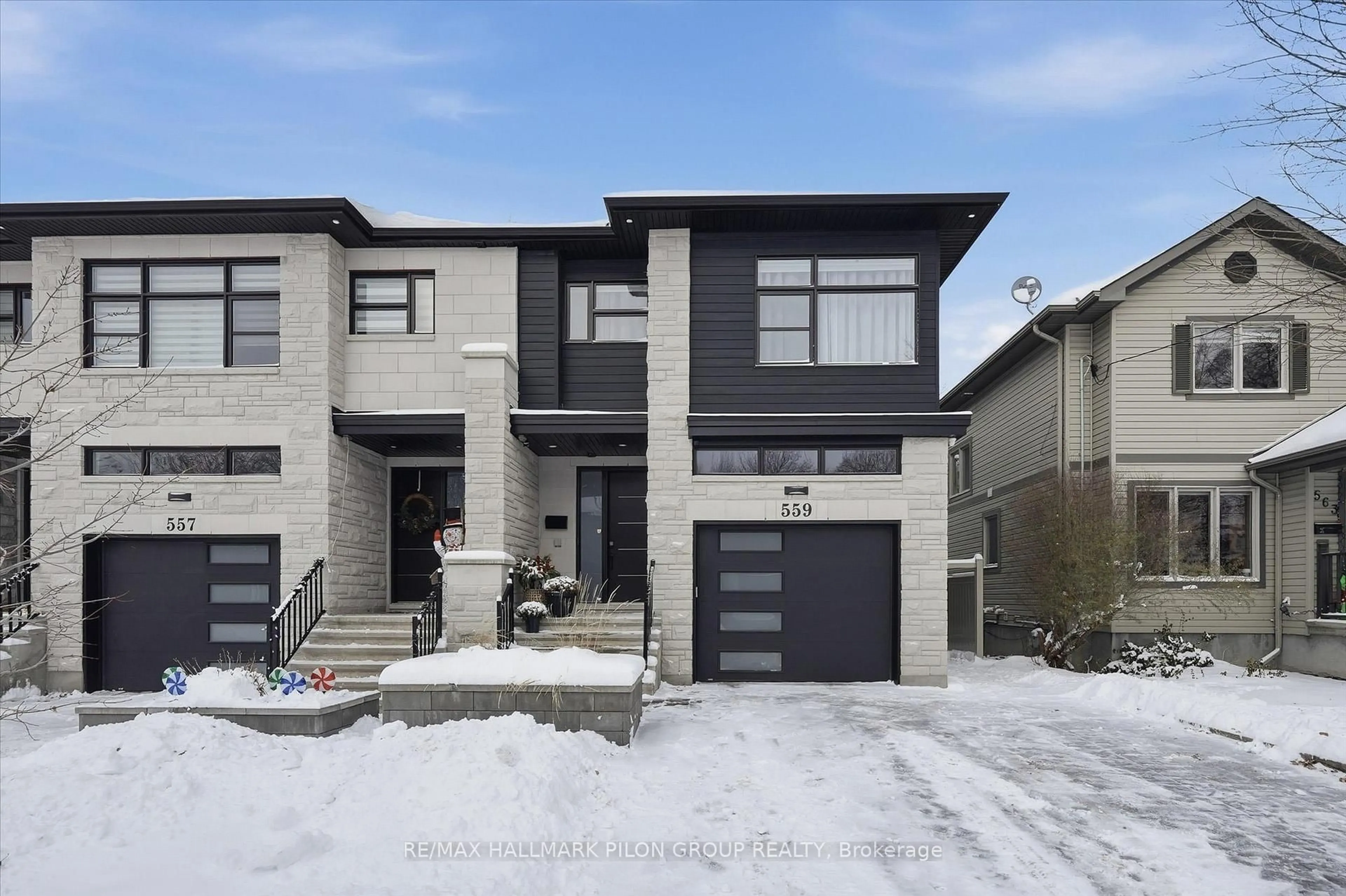 Home with brick exterior material, street for 559 Mutual St, Ottawa Ontario K1K 1C5