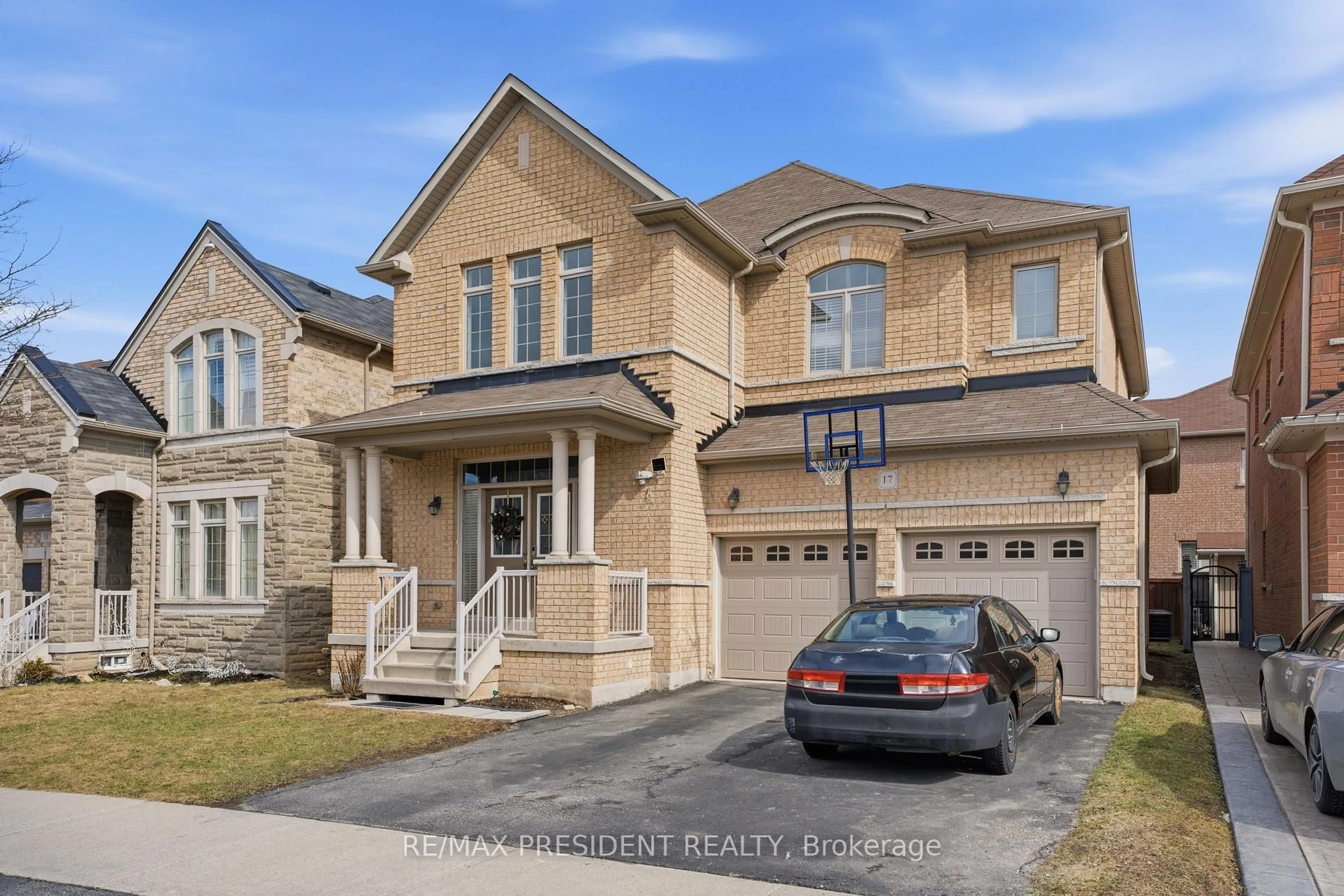 Home with brick exterior material, street for 17 Mccartney St, Hamilton Ontario L8B 0T7