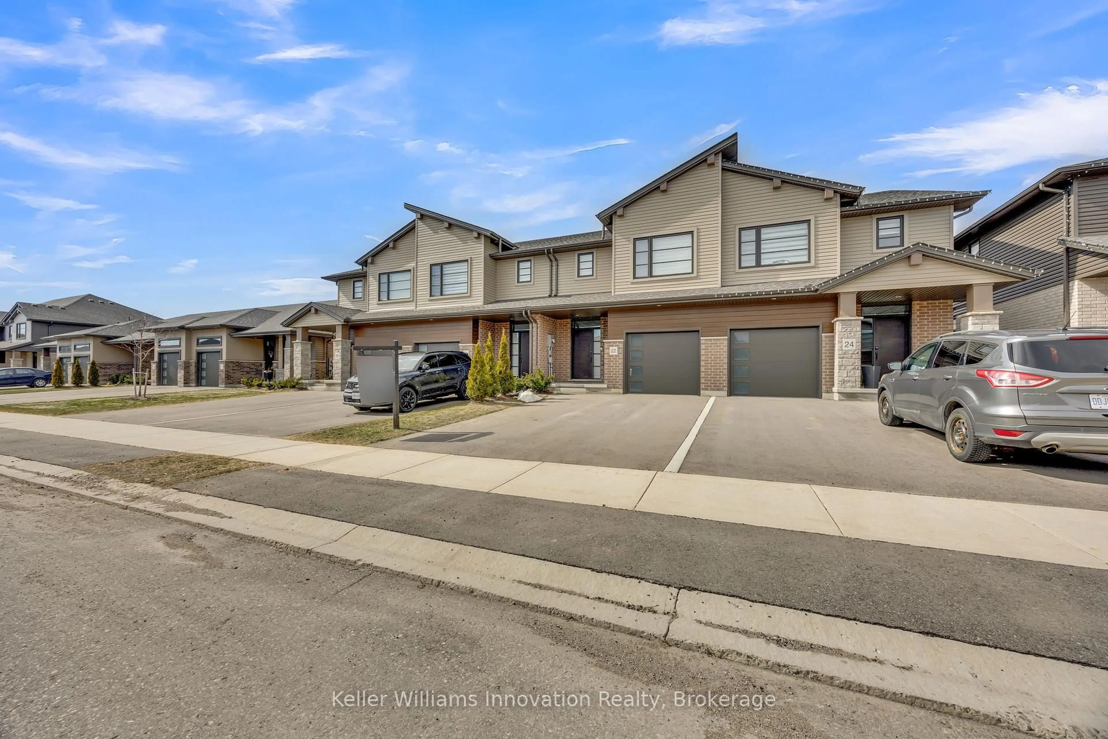 A pic from outside/outdoor area/front of a property/back of a property/a pic from drone, street for 22 Martin St, Tillsonburg Ontario N4G 0K8