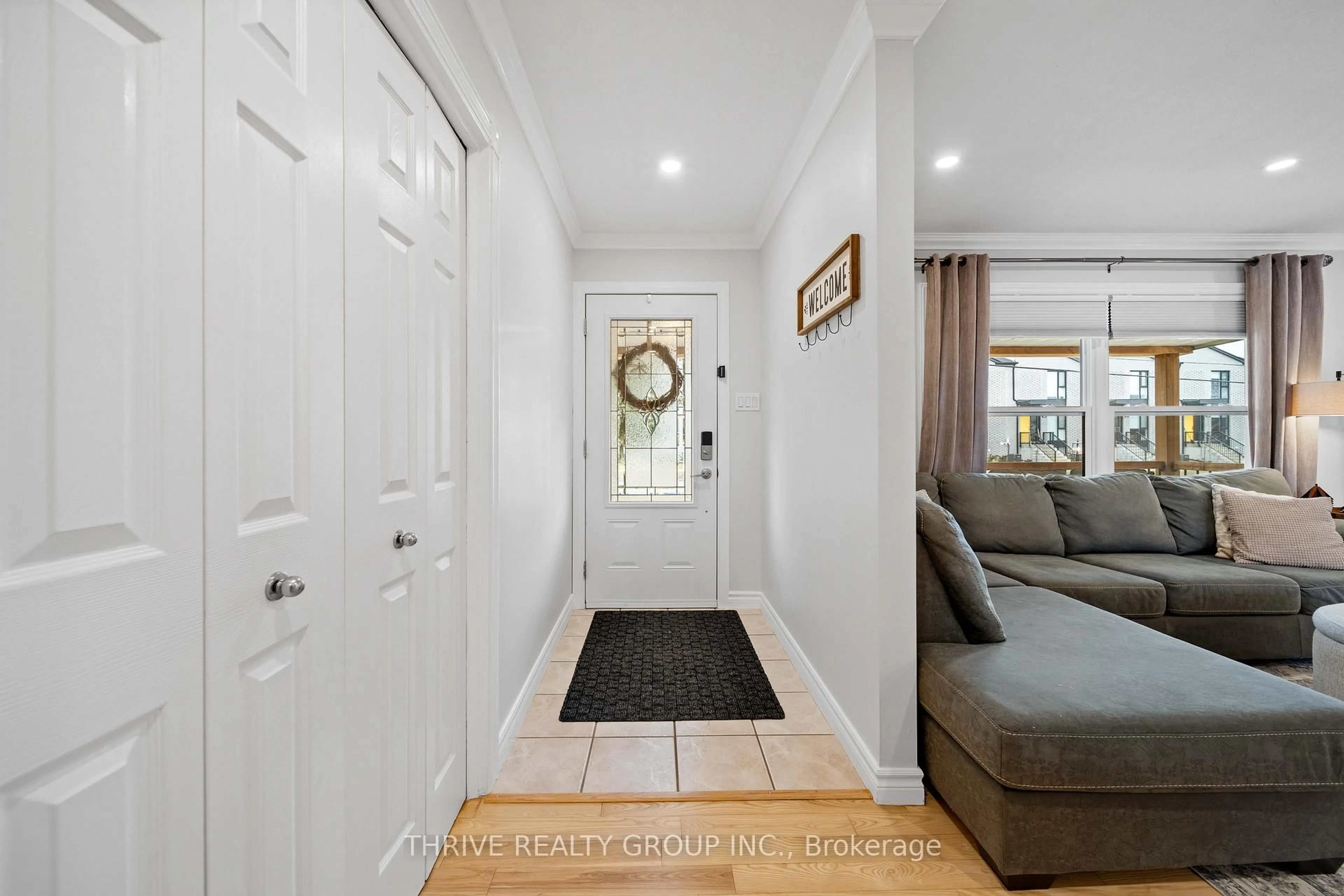 Indoor entryway for 169 RAILWAY Ave, Middlesex Centre Ontario N0L 1R0